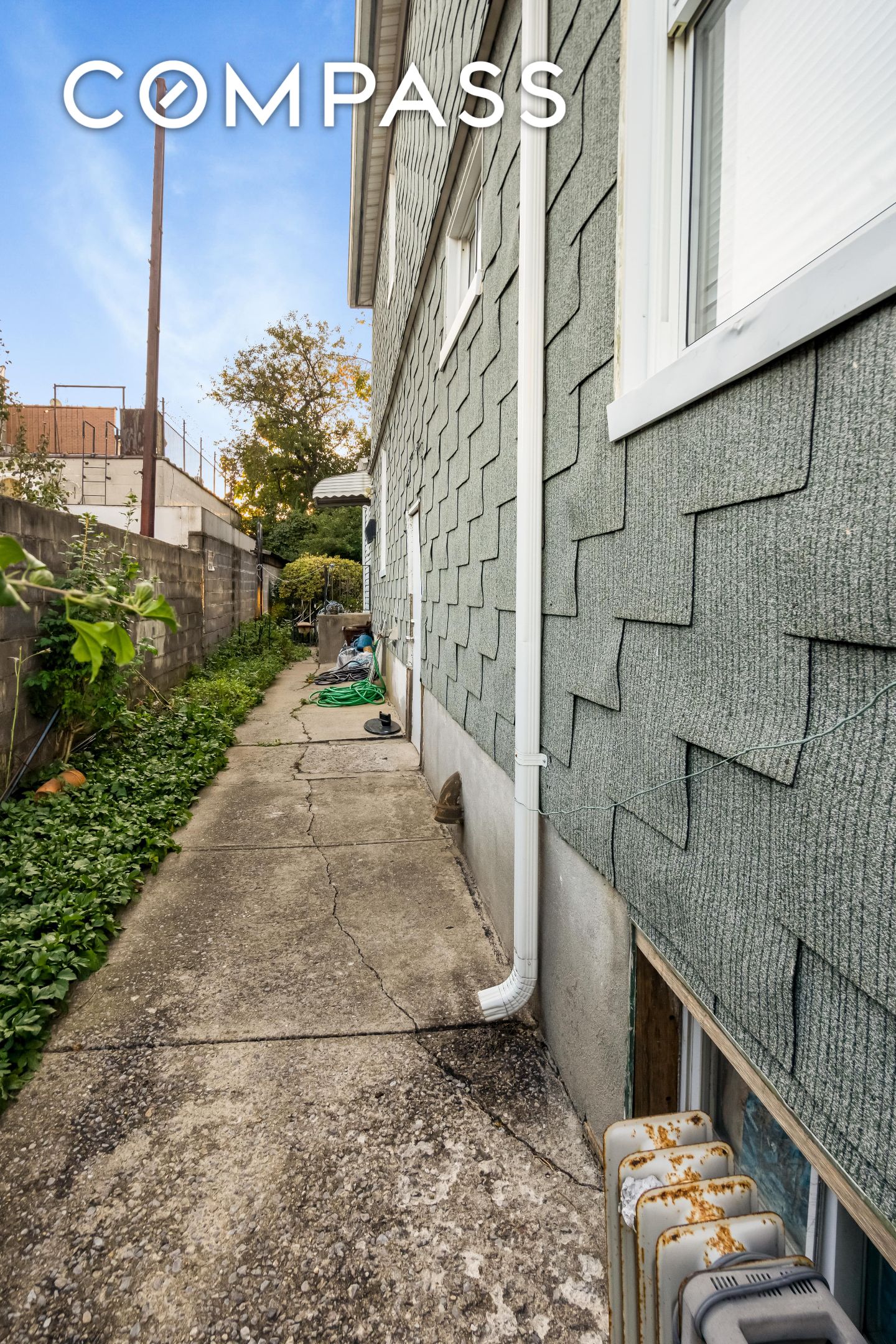 #17 photo, 97-30 127th Street, South Richmond Hill , NY 11419