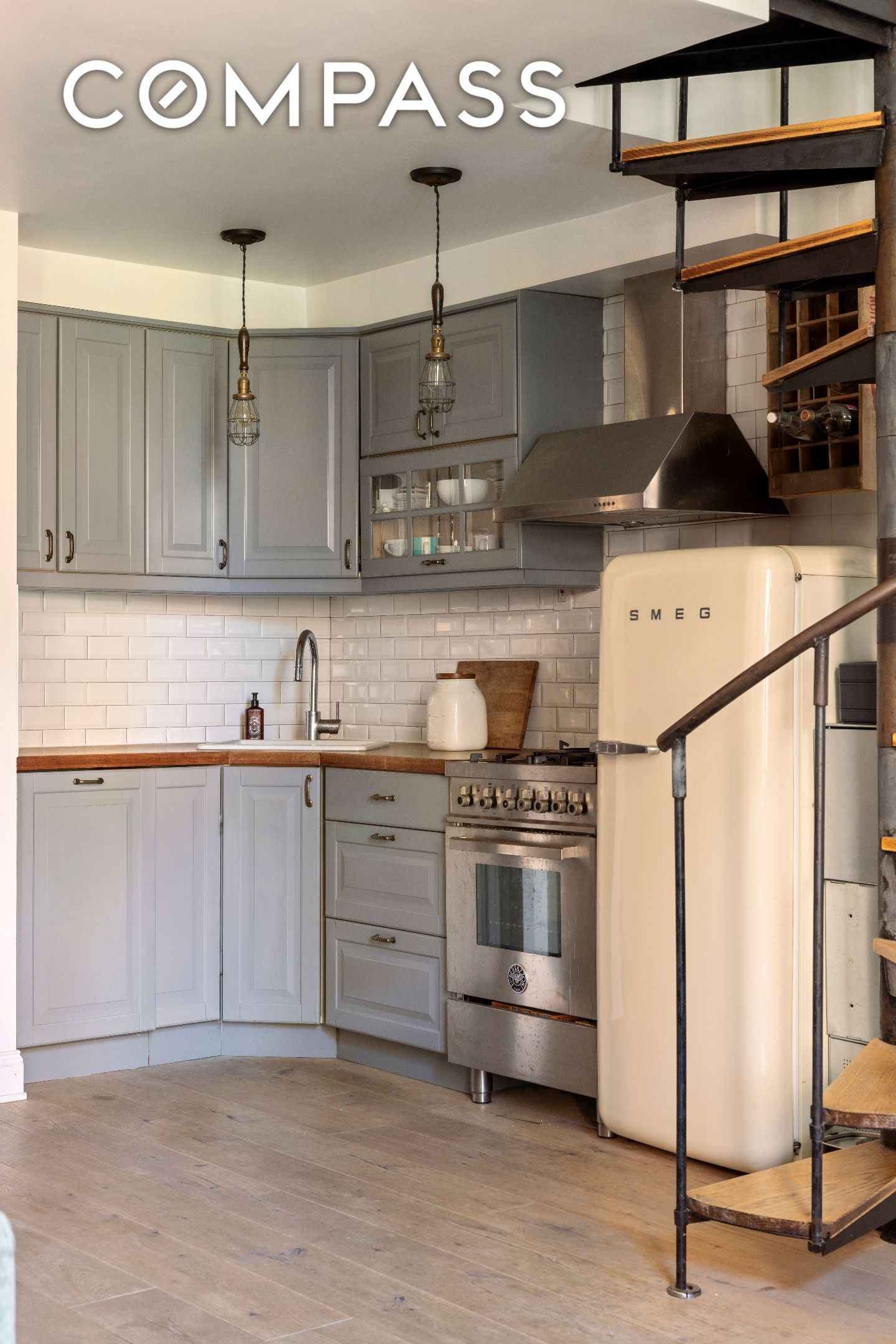 #4 photo, 160 E 26th Street, Kips Bay , NY 10010