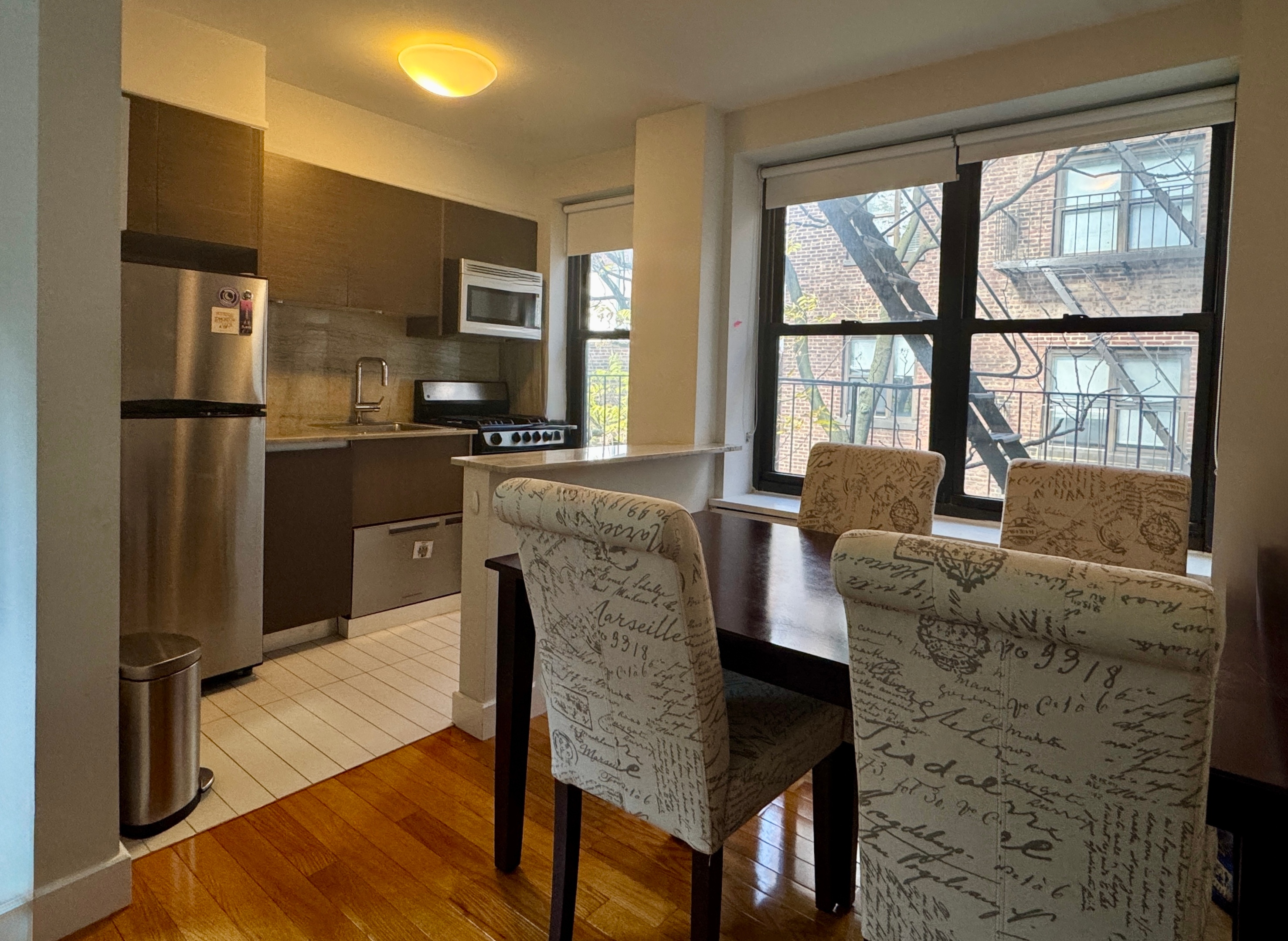 #3 photo, 252 E 61st Street, Lenox Hill , NY 10065