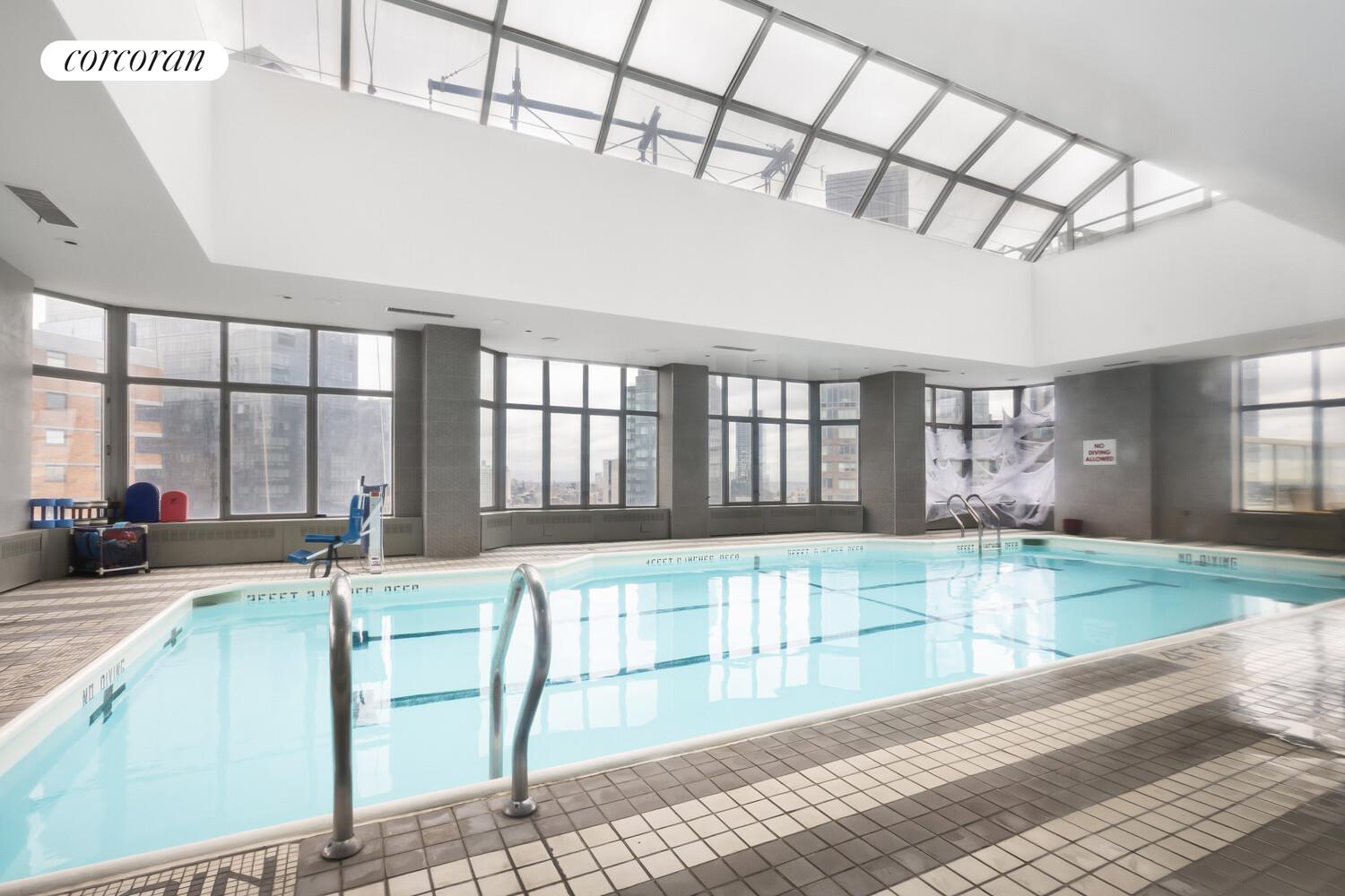 #14 photo, 500 W 43RD Street, Hells Kitchen , NY 10036