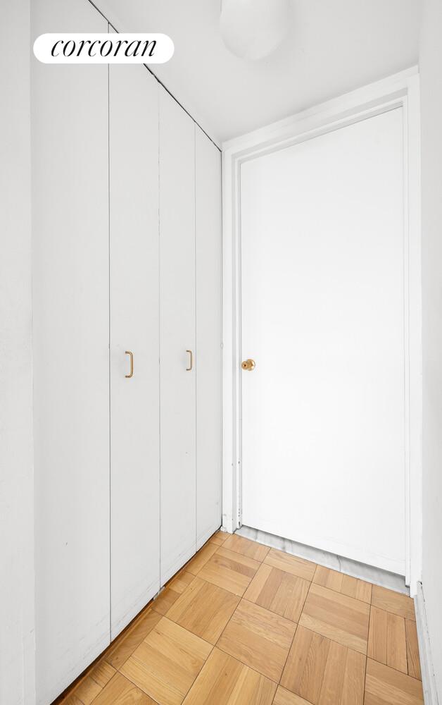 #7 photo, 500 W 43RD Street, Hells Kitchen , NY 10036