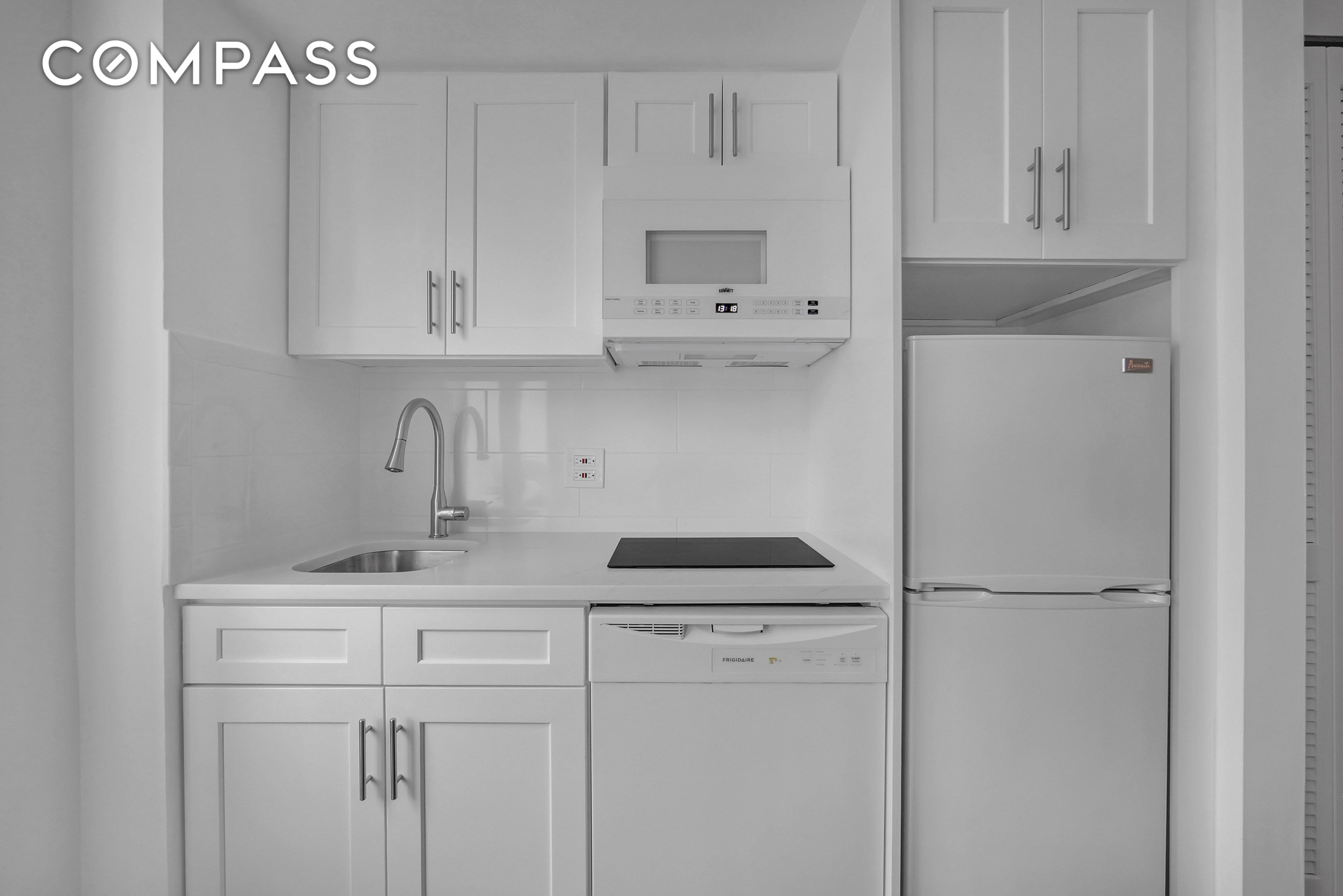 #8 photo, 45 Tudor City Place, Midtown East , NY 10017