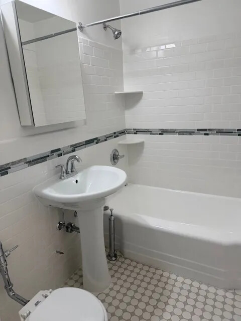 #4 photo, 2701 NEWKIRK Avenue, Flatbush , NY 11226