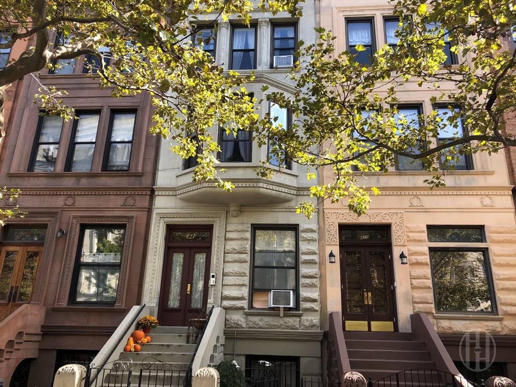 #1 photo, 427 Convent Avenue, Hamilton Heights , NY 10031