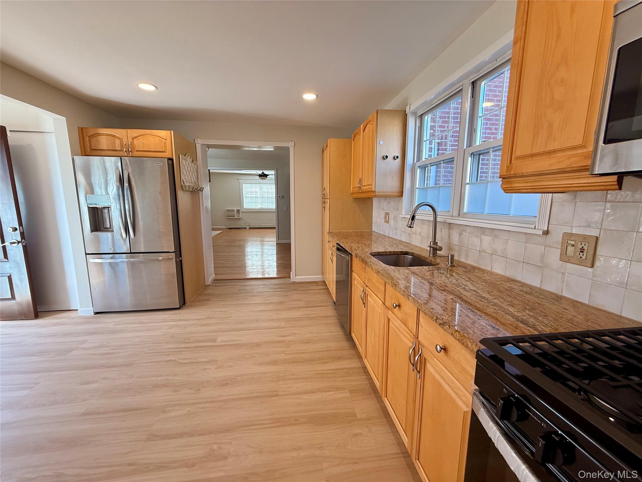 #5 photo, Lindenhurst, Lindenhurst , NY 11757