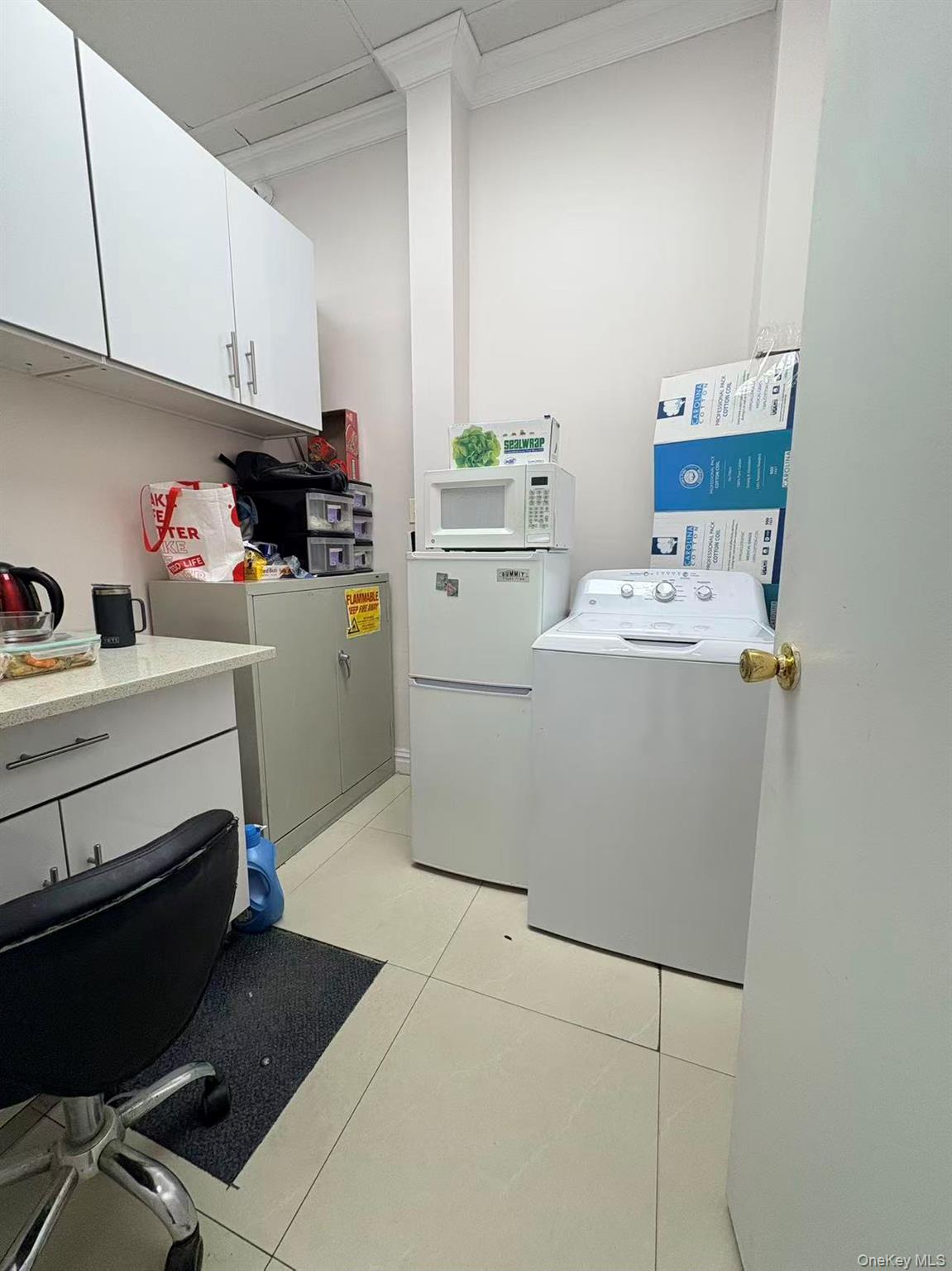 #5 photo, 924 Front Street, Uniondale , NY 11553