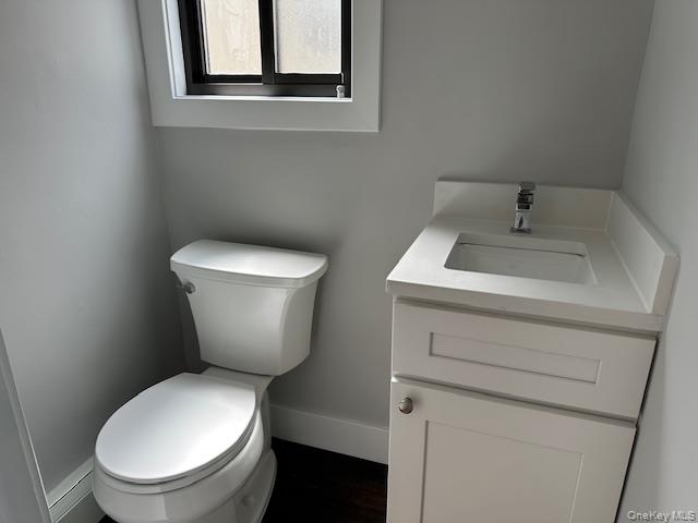 #10 photo, 14 Pequot Avenue, Port Washington , NY 11050