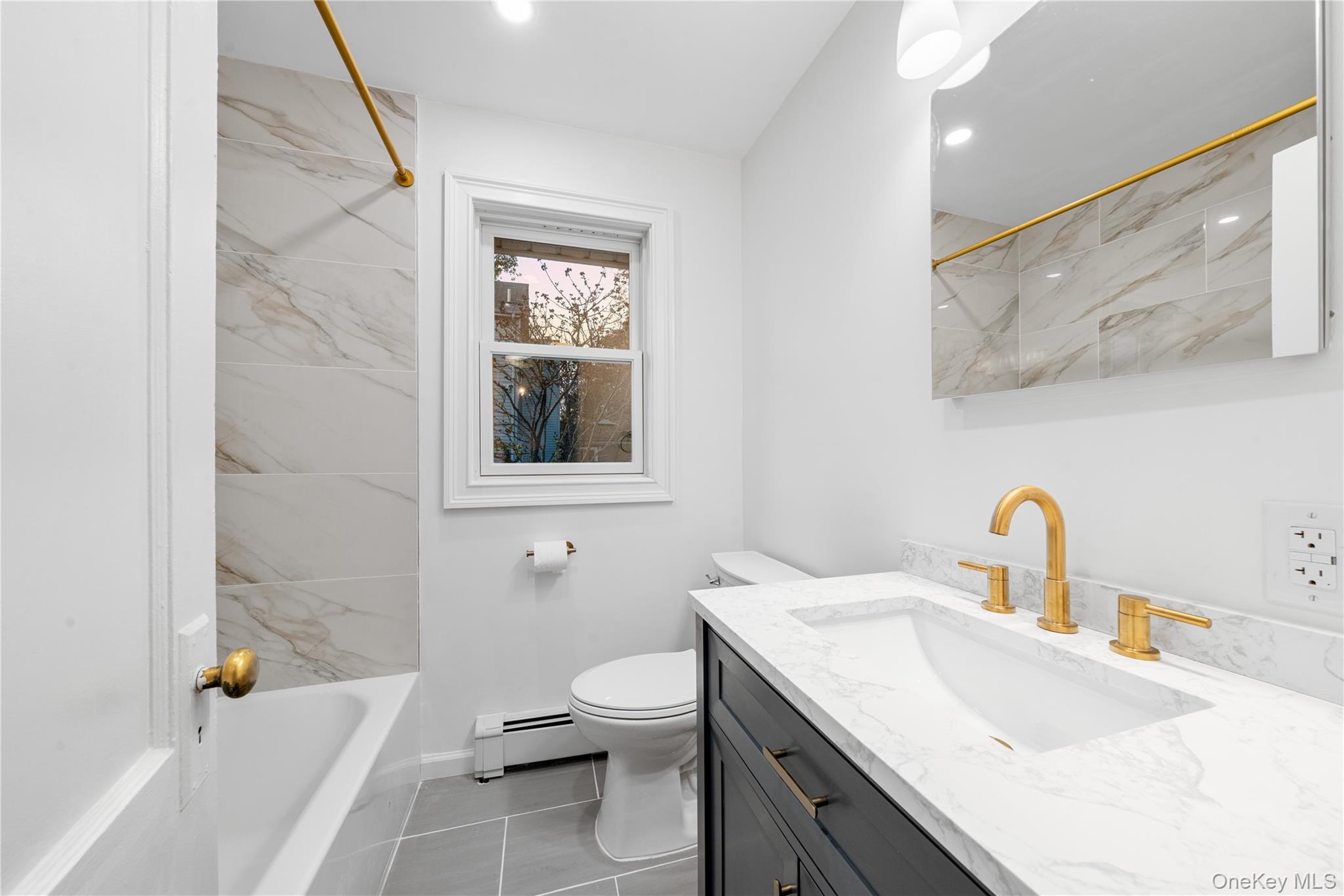 #13 photo, 218 S 3rd Street, Lindenhurst , NY 11757