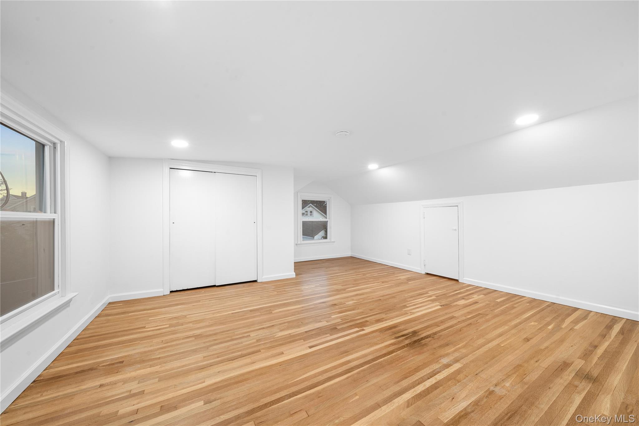 #16 photo, 218 S 3rd Street, Lindenhurst , NY 11757