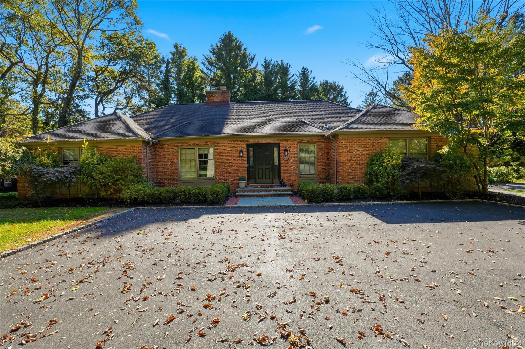 #1 photo, 1120 Cove Edge Road, Syosset , NY 11791