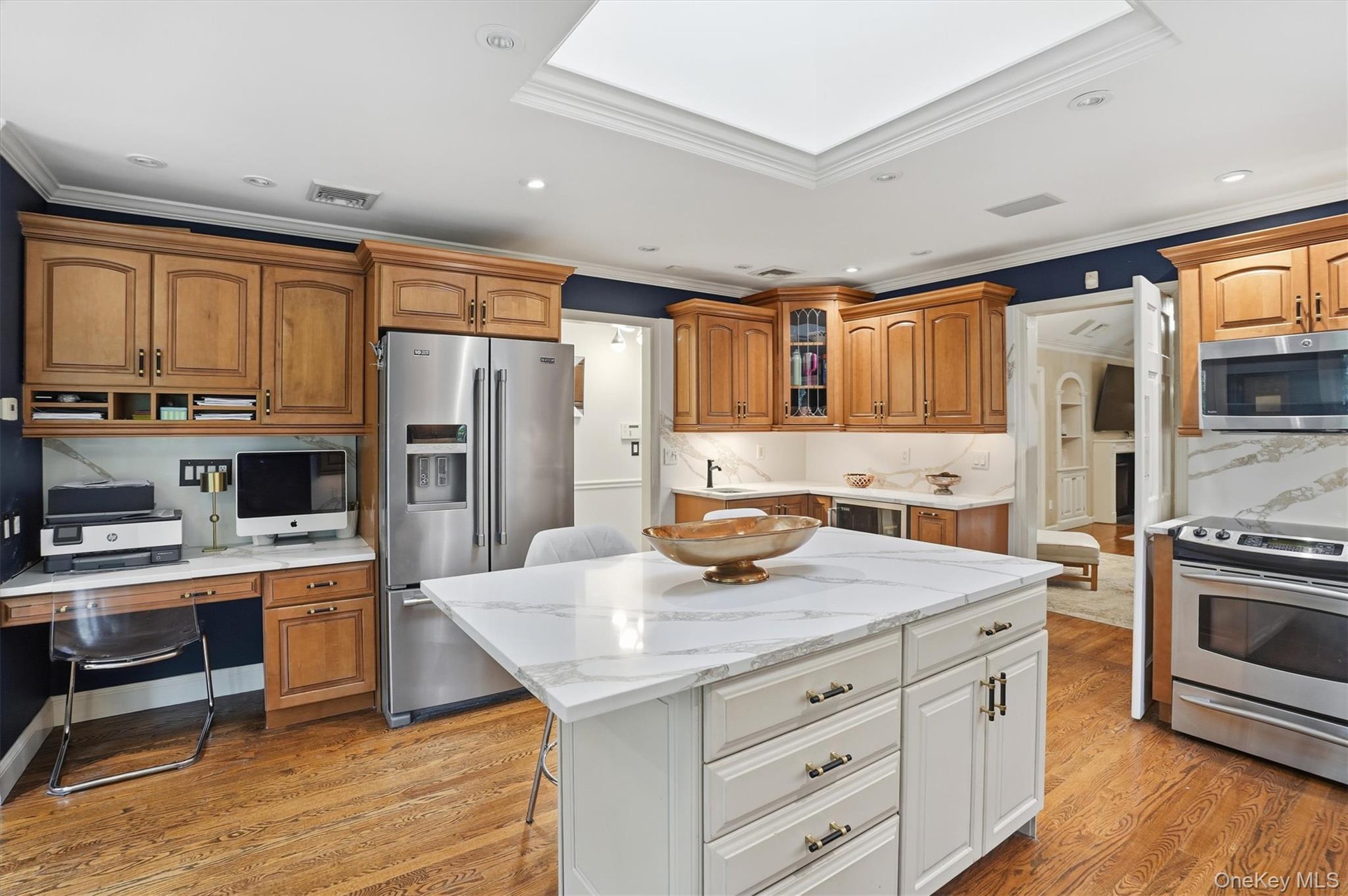 #13 photo, 1120 Cove Edge Road, Syosset , NY 11791