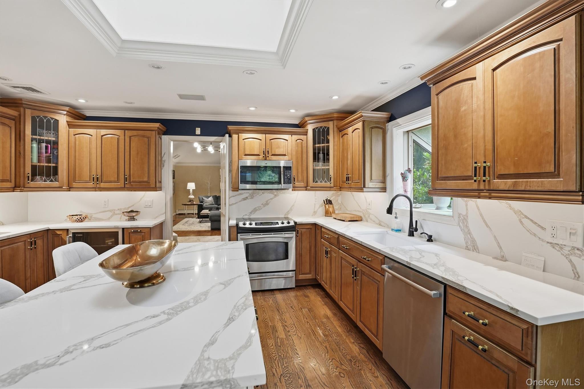 #19 photo, 1120 Cove Edge Road, Syosset , NY 11791