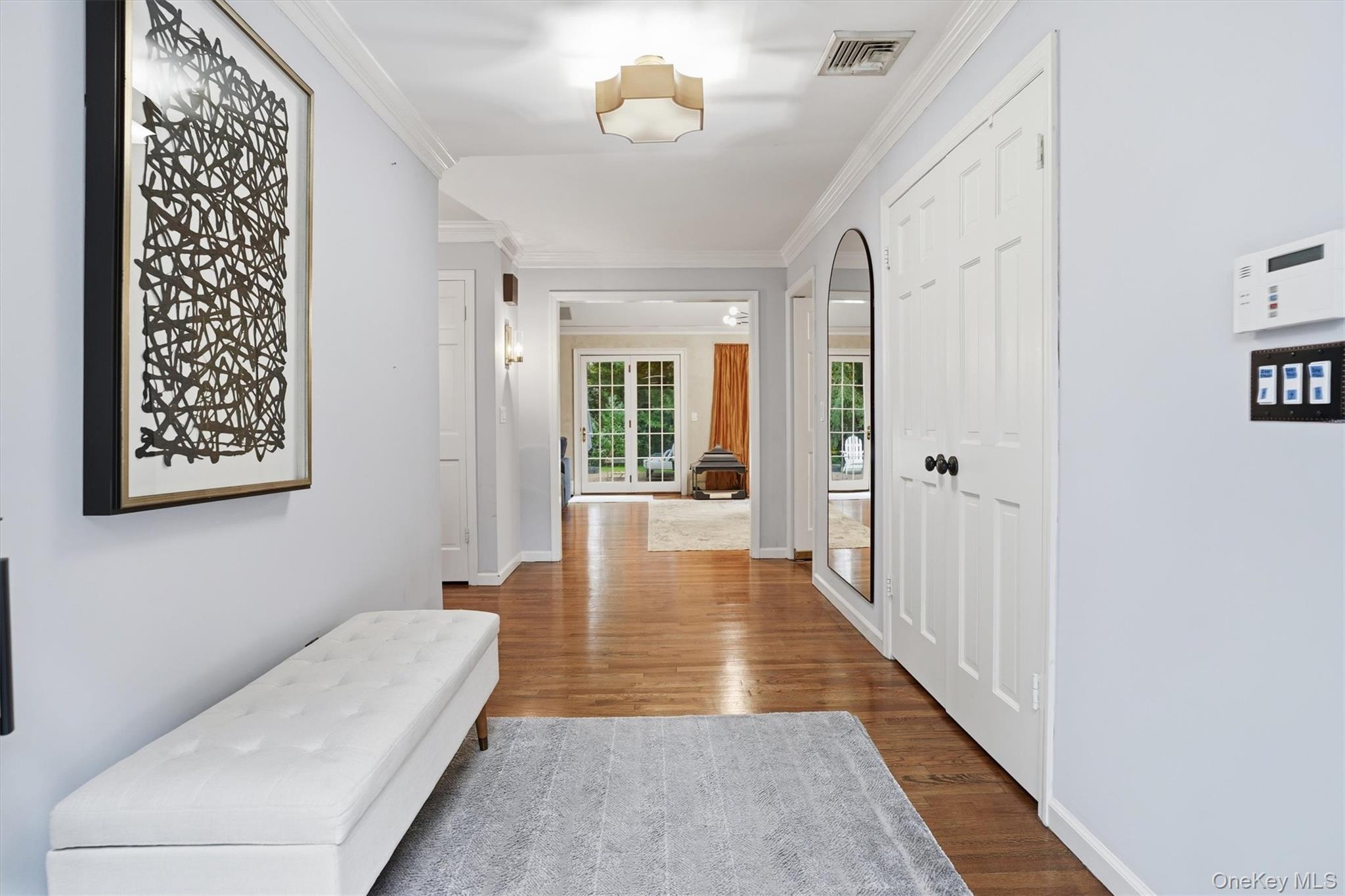 #3 photo, 1120 Cove Edge Road, Syosset , NY 11791