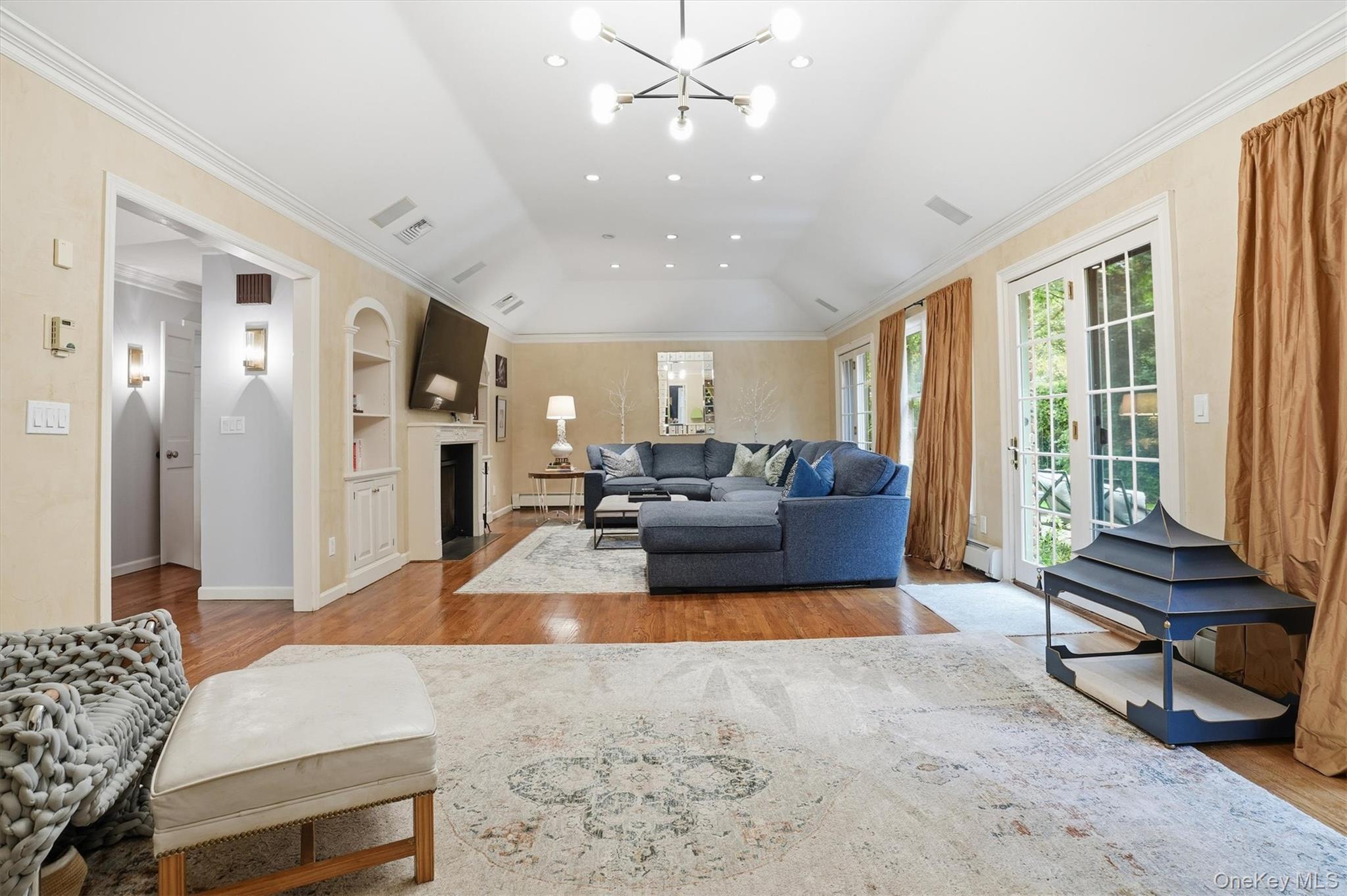 #9 photo, 1120 Cove Edge Road, Syosset , NY 11791