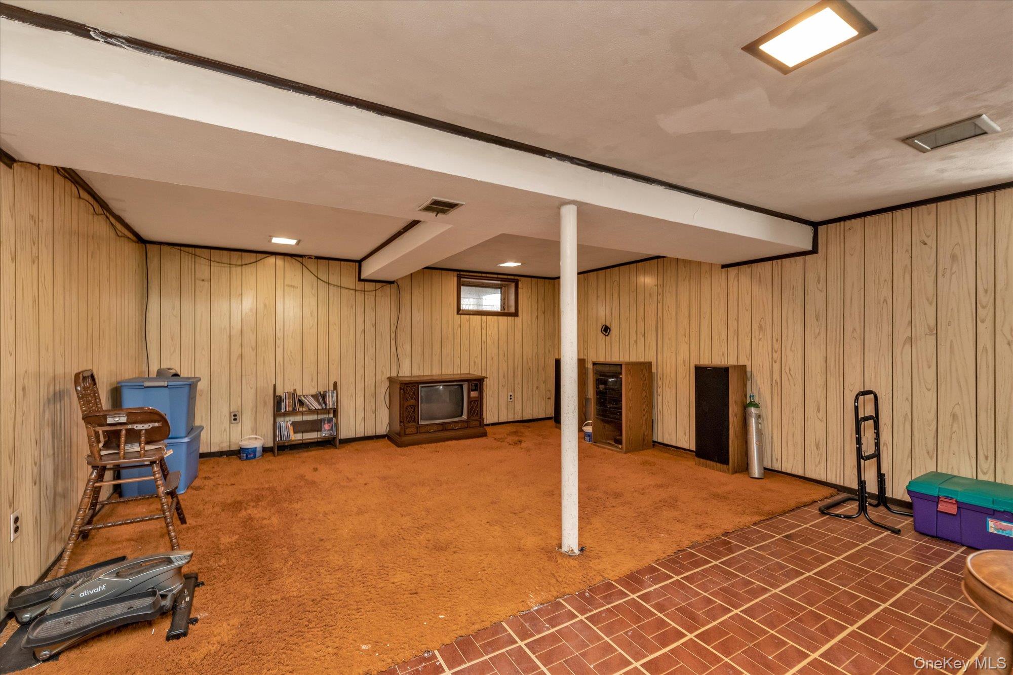 #12 photo, 147 Ruxton Street, Uniondale , NY 11553