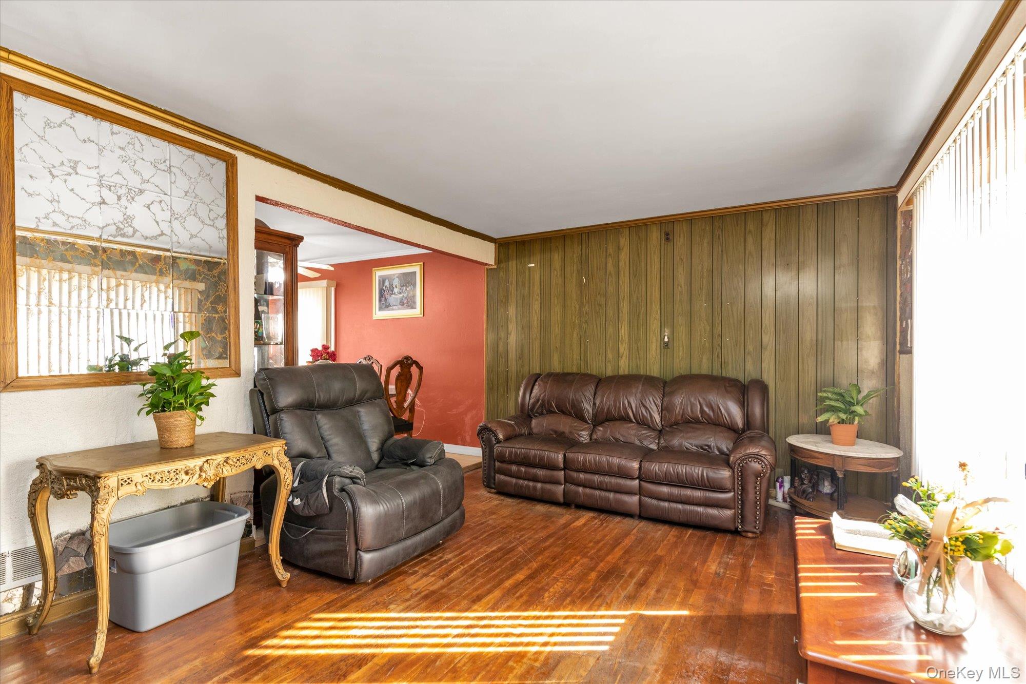 #2 photo, 147 Ruxton Street, Uniondale , NY 11553