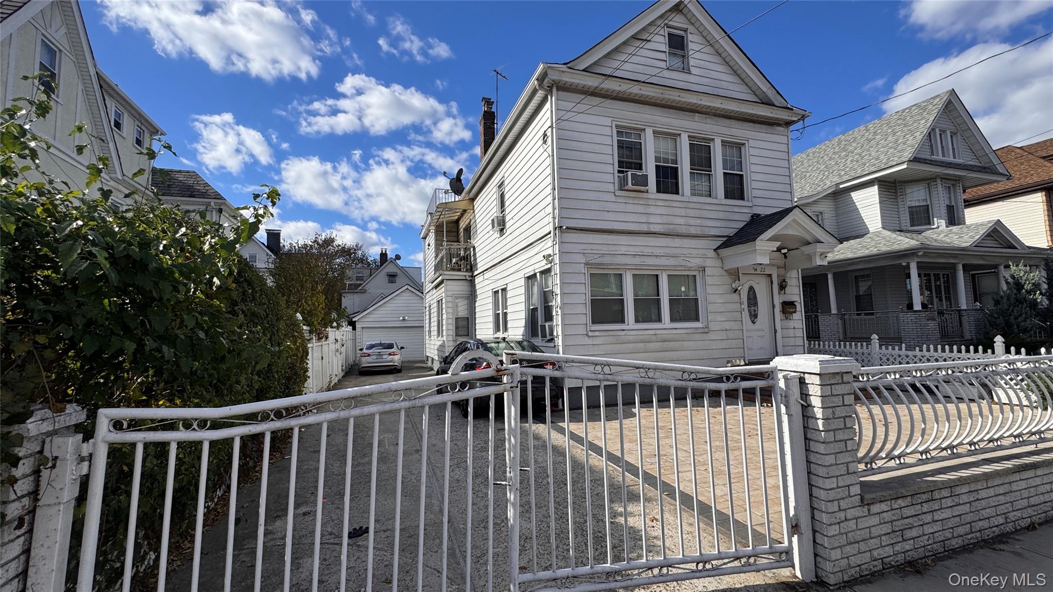 #1 photo, 9422 Lefferts Boulevard, Jamaica , NY 11419