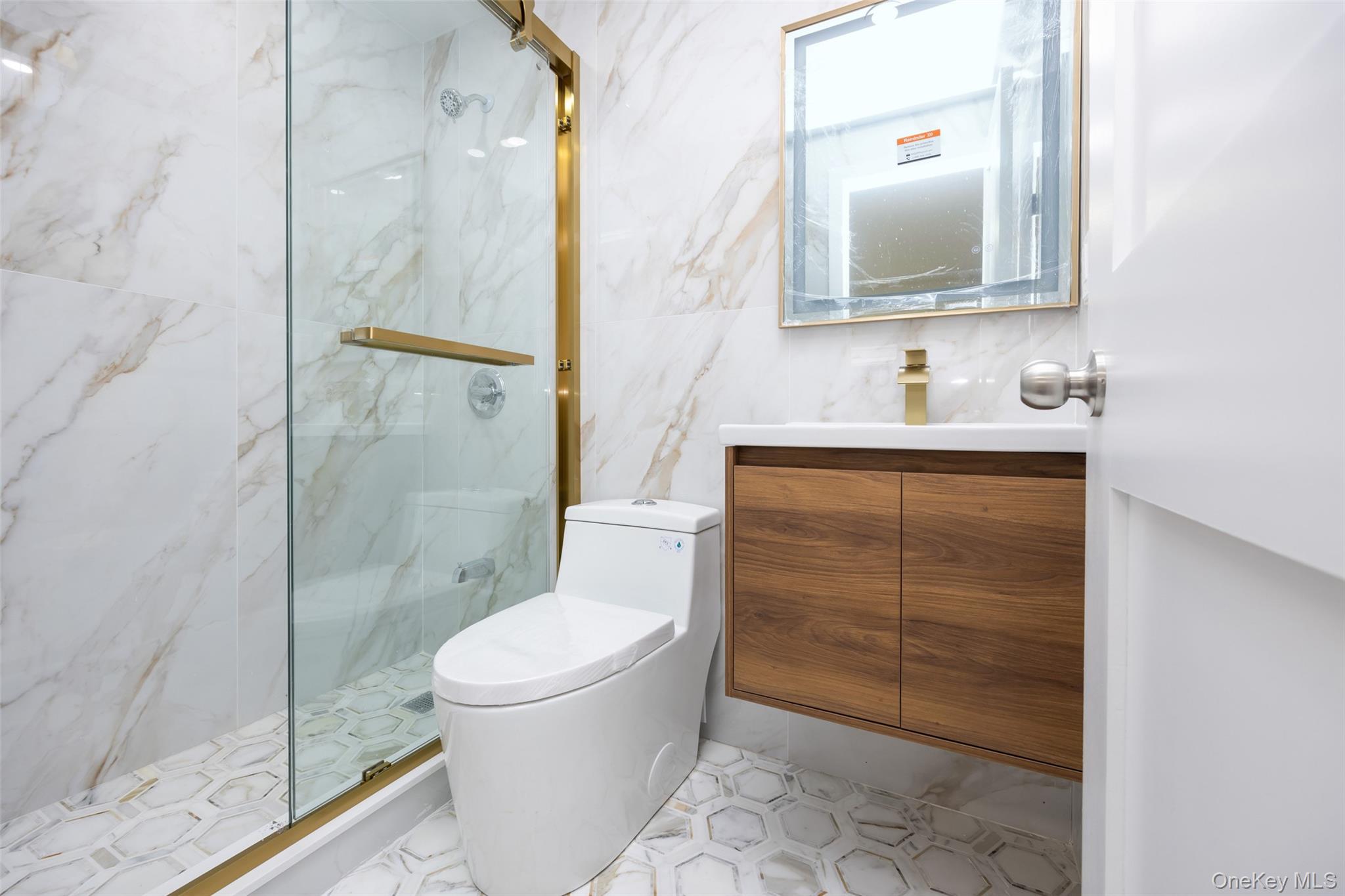 #14 photo, 190-16 33 Avenue, Flushing , NY 11358