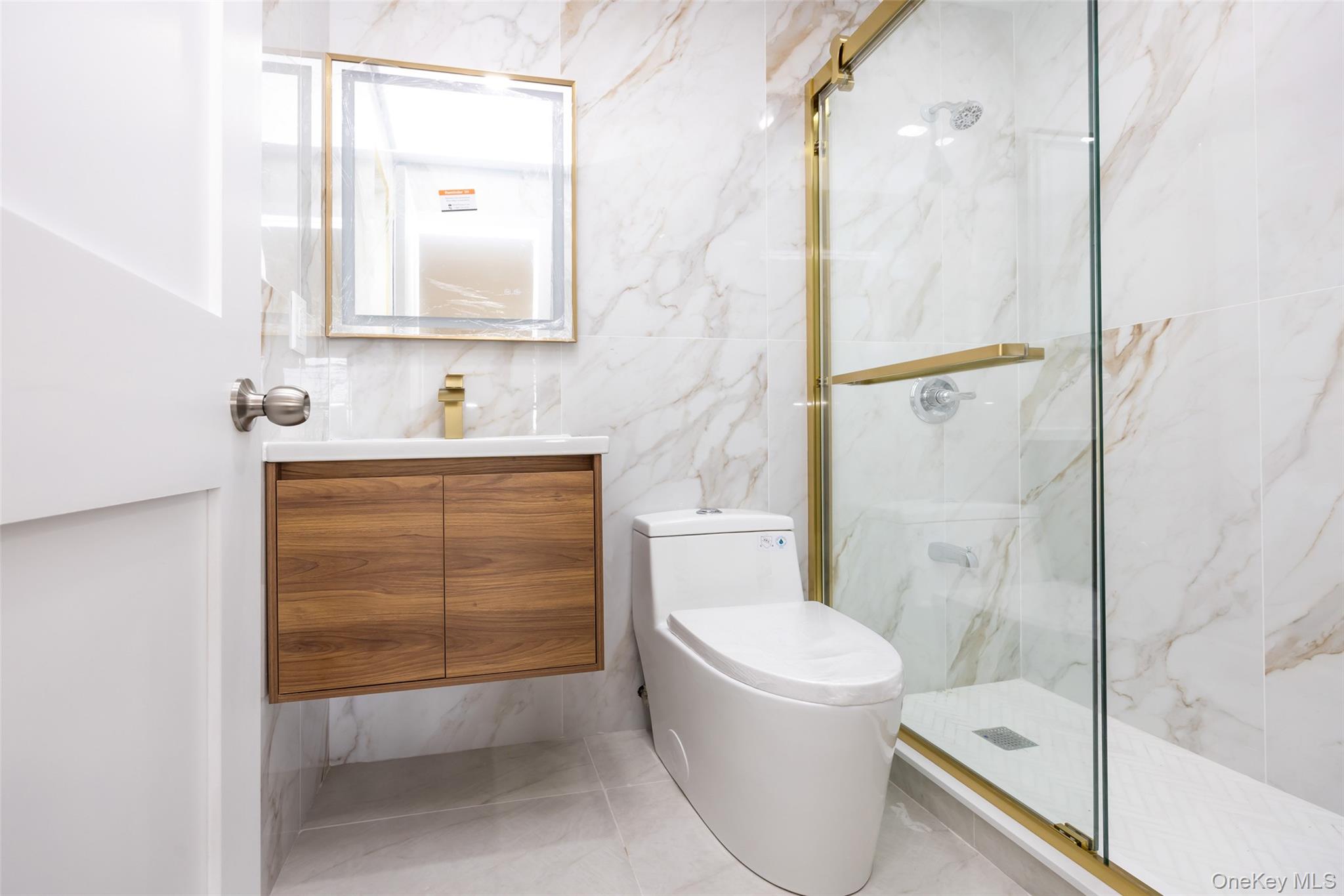 #5 photo, 190-16 33 Avenue, Flushing , NY 11358