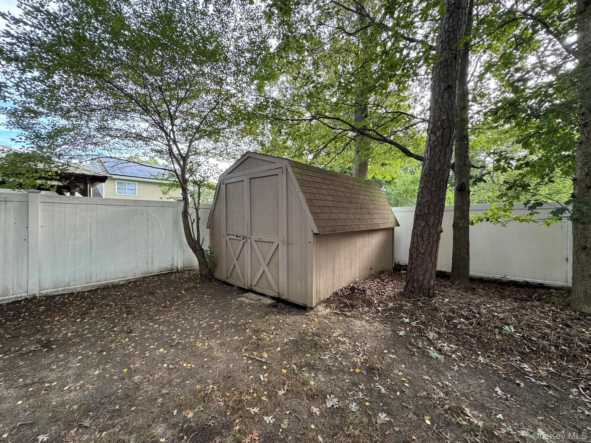 #12 photo, 5457 Expressway Drive, Holtsville , NY 11742