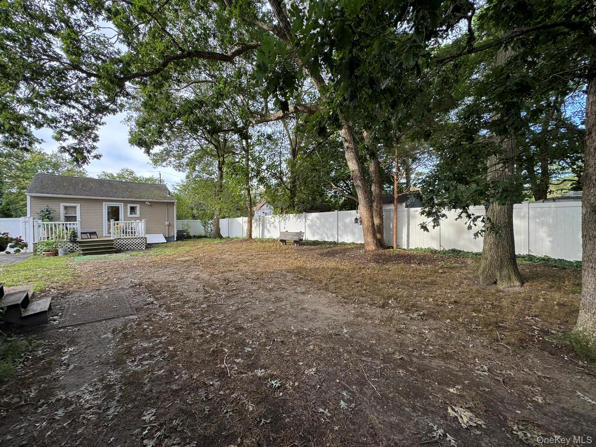 #13 photo, 5457 Expressway Drive, Holtsville , NY 11742