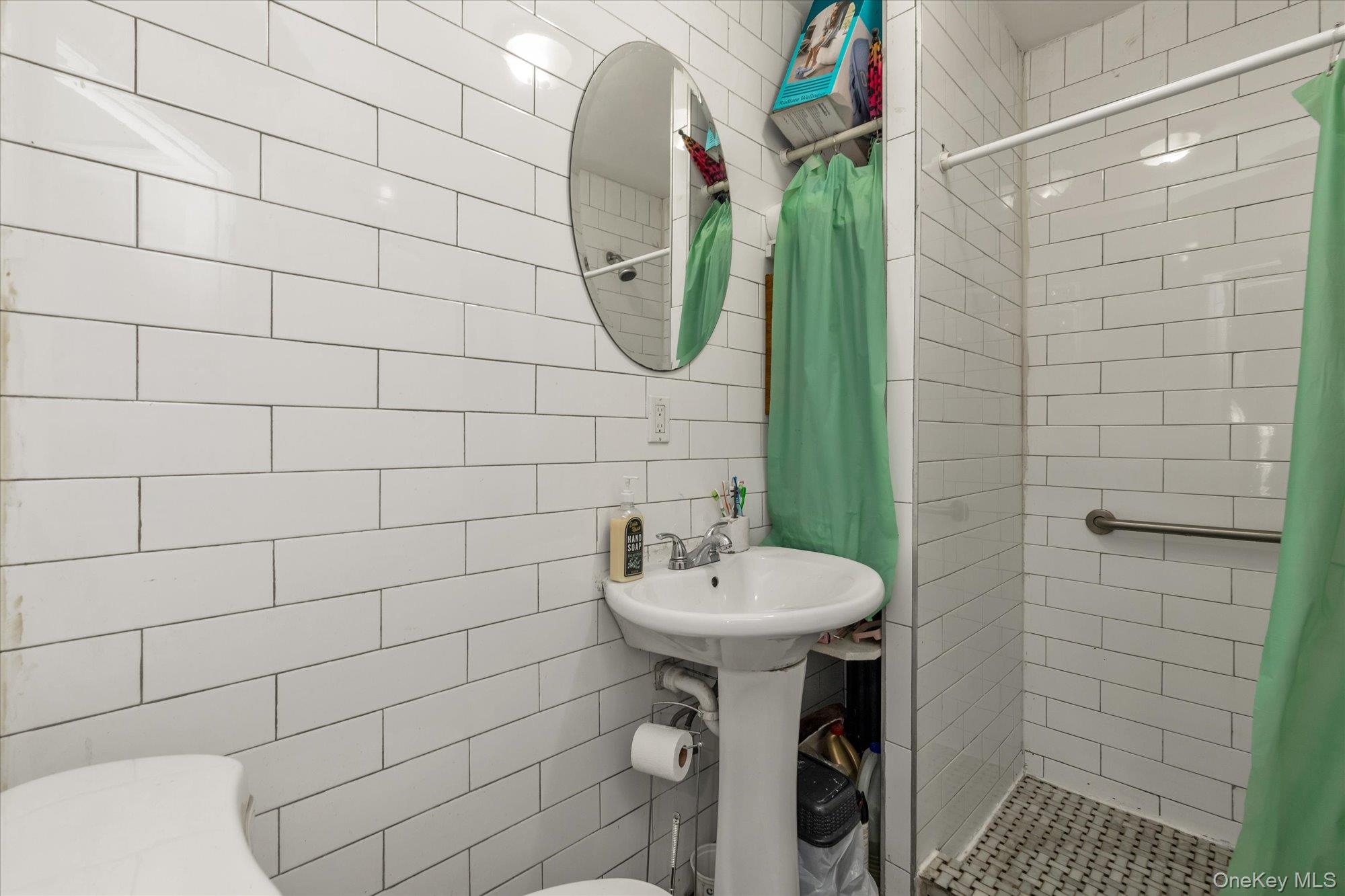 #11 photo, 12927 135th Place, South Ozone Park , NY 11420