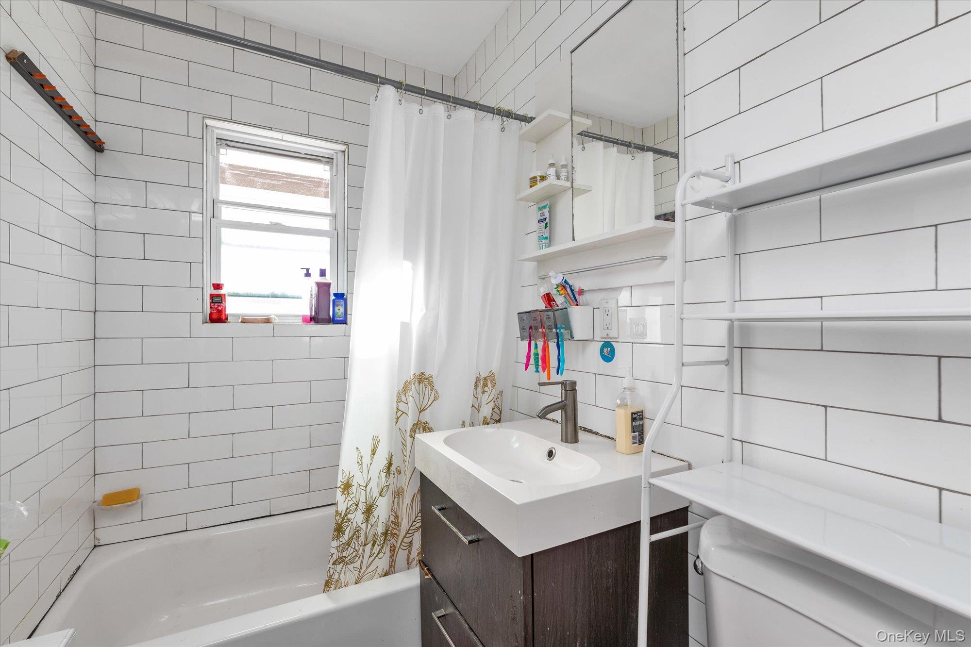 #12 photo, 12927 135th Place, South Ozone Park , NY 11420