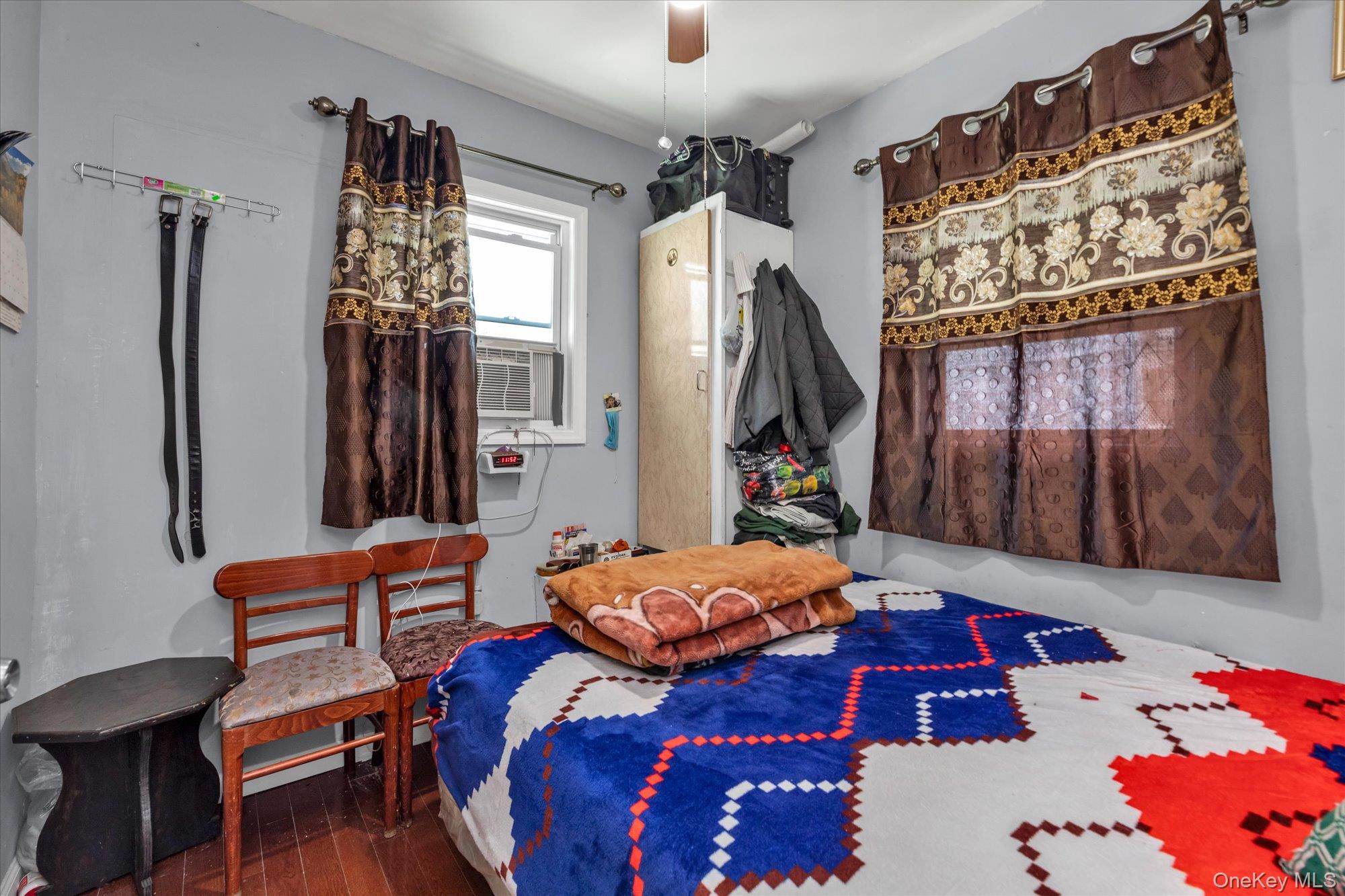 #8 photo, 12927 135th Place, South Ozone Park , NY 11420