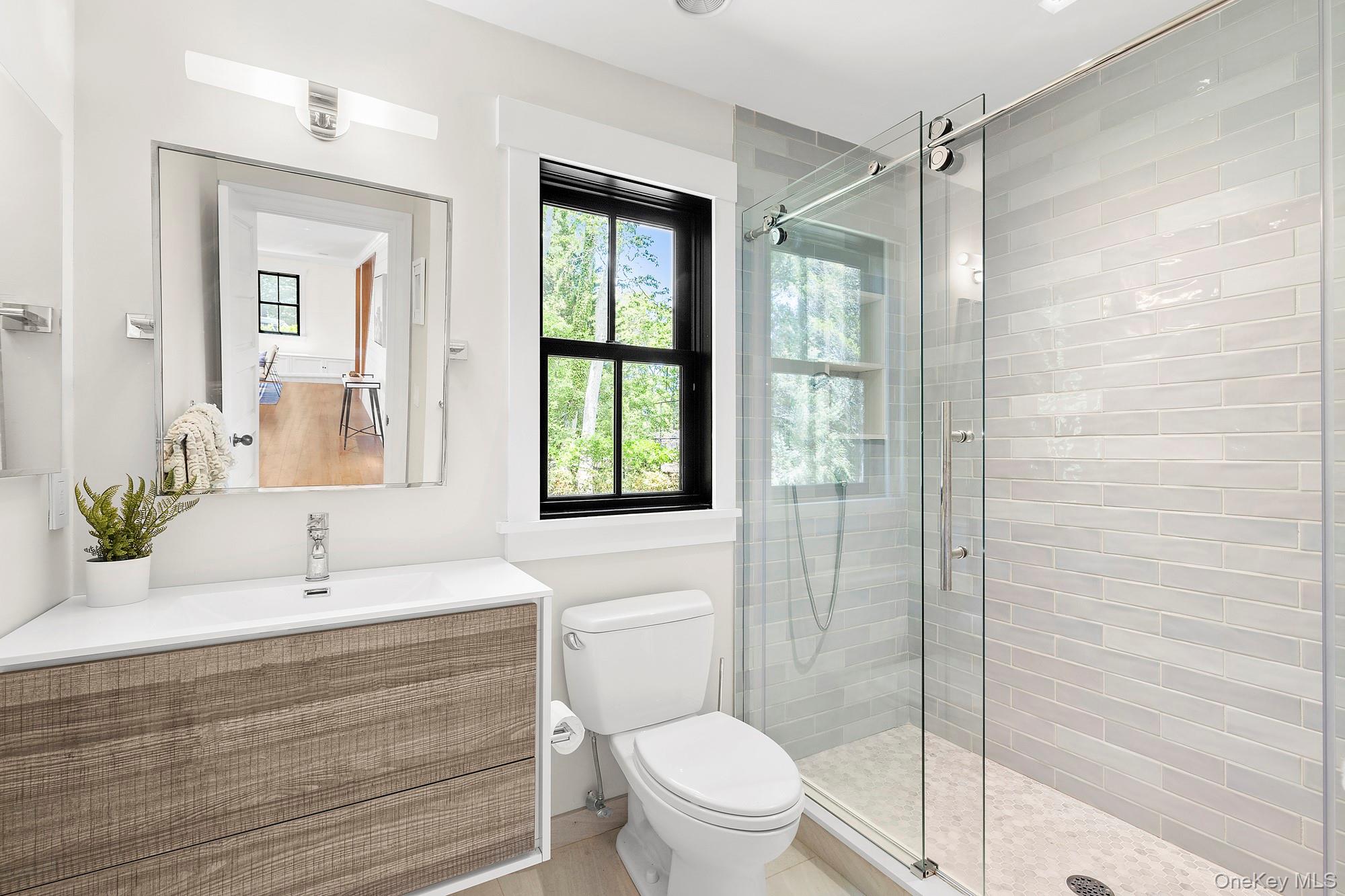 #7 photo, 60 Franklin Avenue, Quiogue , NY 11978