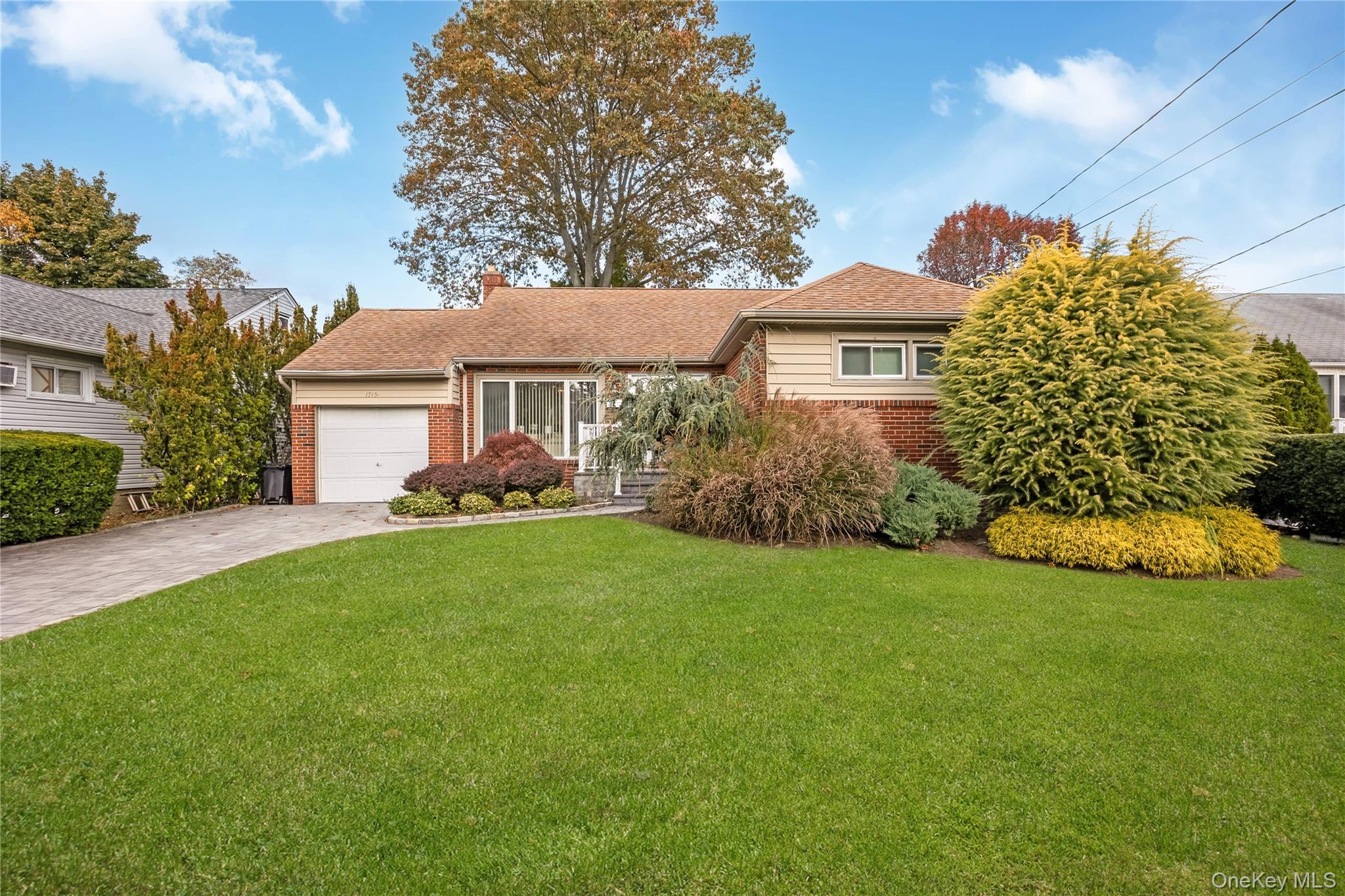 #2 photo, 1745 Gerose Court, East Meadow , NY 11554