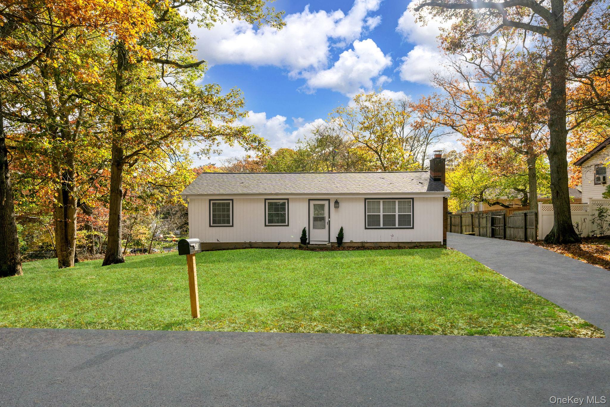 #1 photo, 52 Maple Lane, Medford , NY 11763