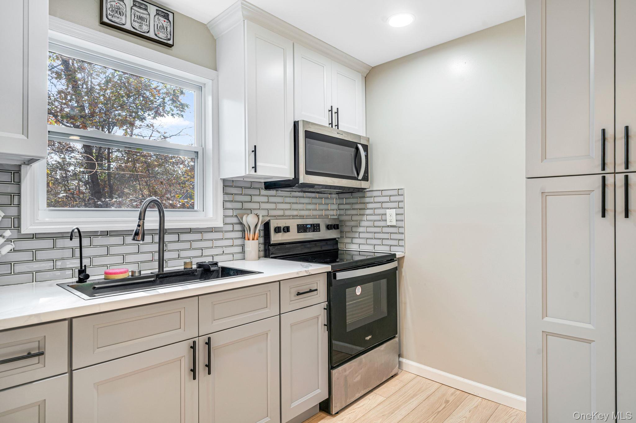 #9 photo, 52 Maple Lane, Medford , NY 11763