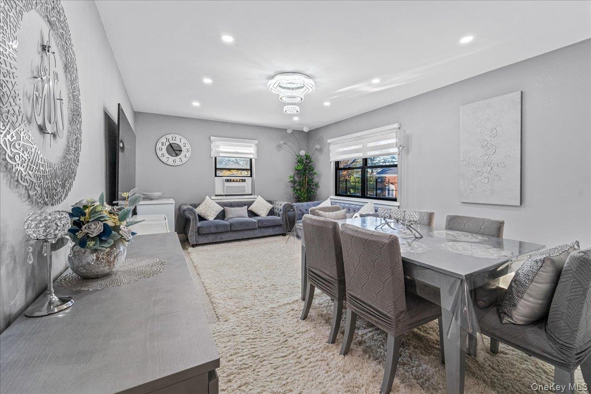 #4 photo, 217-08 73 Avenue, Bayside , NY 11364