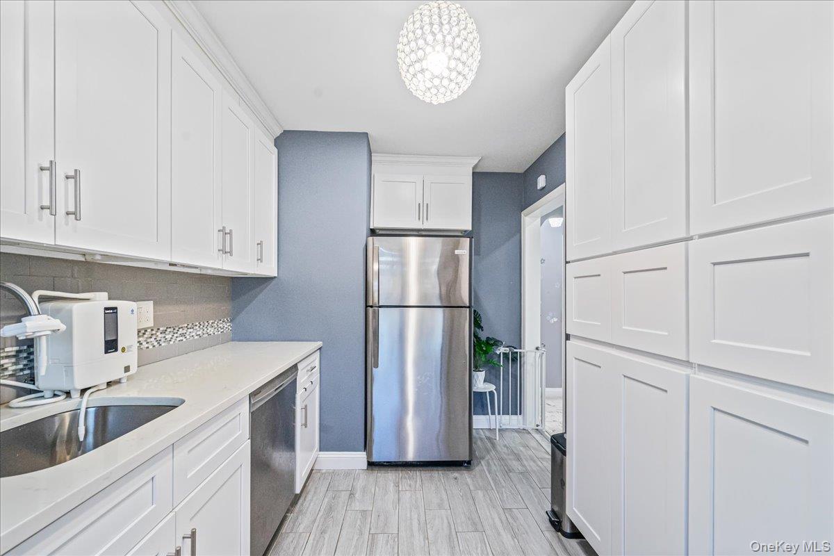 #9 photo, 217-08 73 Avenue, Bayside , NY 11364