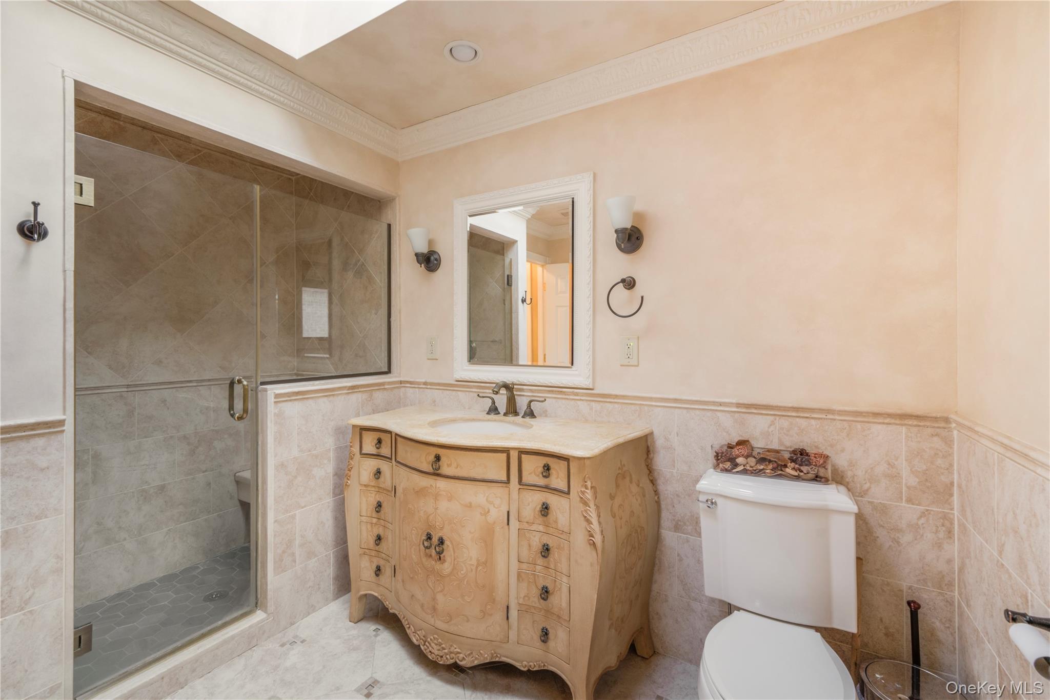 #18 photo, 201-05 28th Ave, Bayside , NY 11360