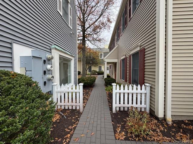#3 photo, 1824 Commerce Street, Yorktown Heights , NY 10598
