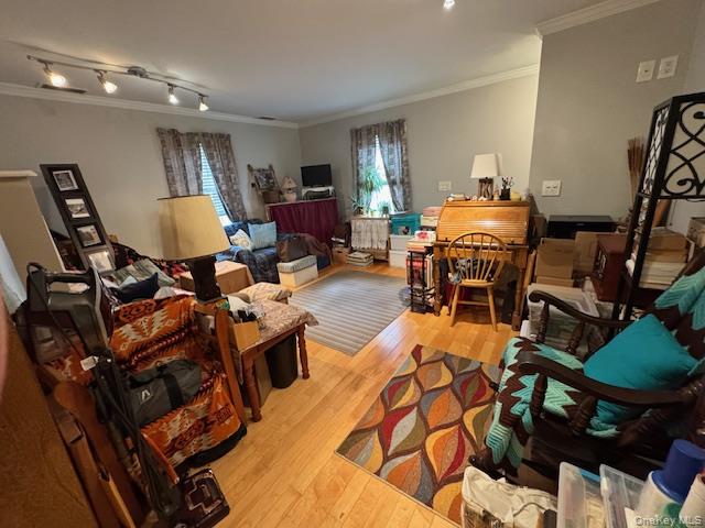 #7 photo, 1824 Commerce Street, Yorktown Heights , NY 10598