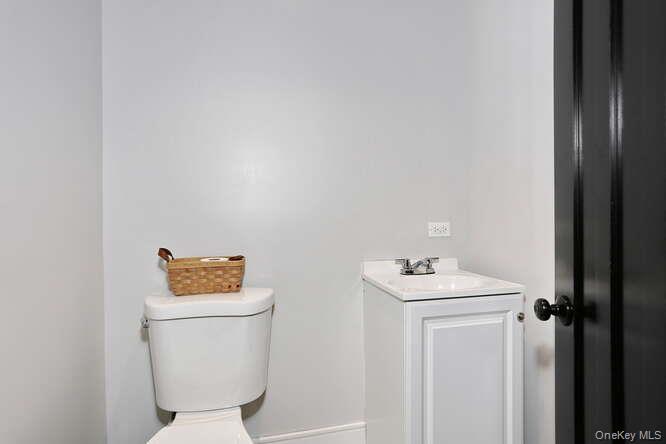 #20 photo, 247 Cherry Lane, Suffern , NY 10901