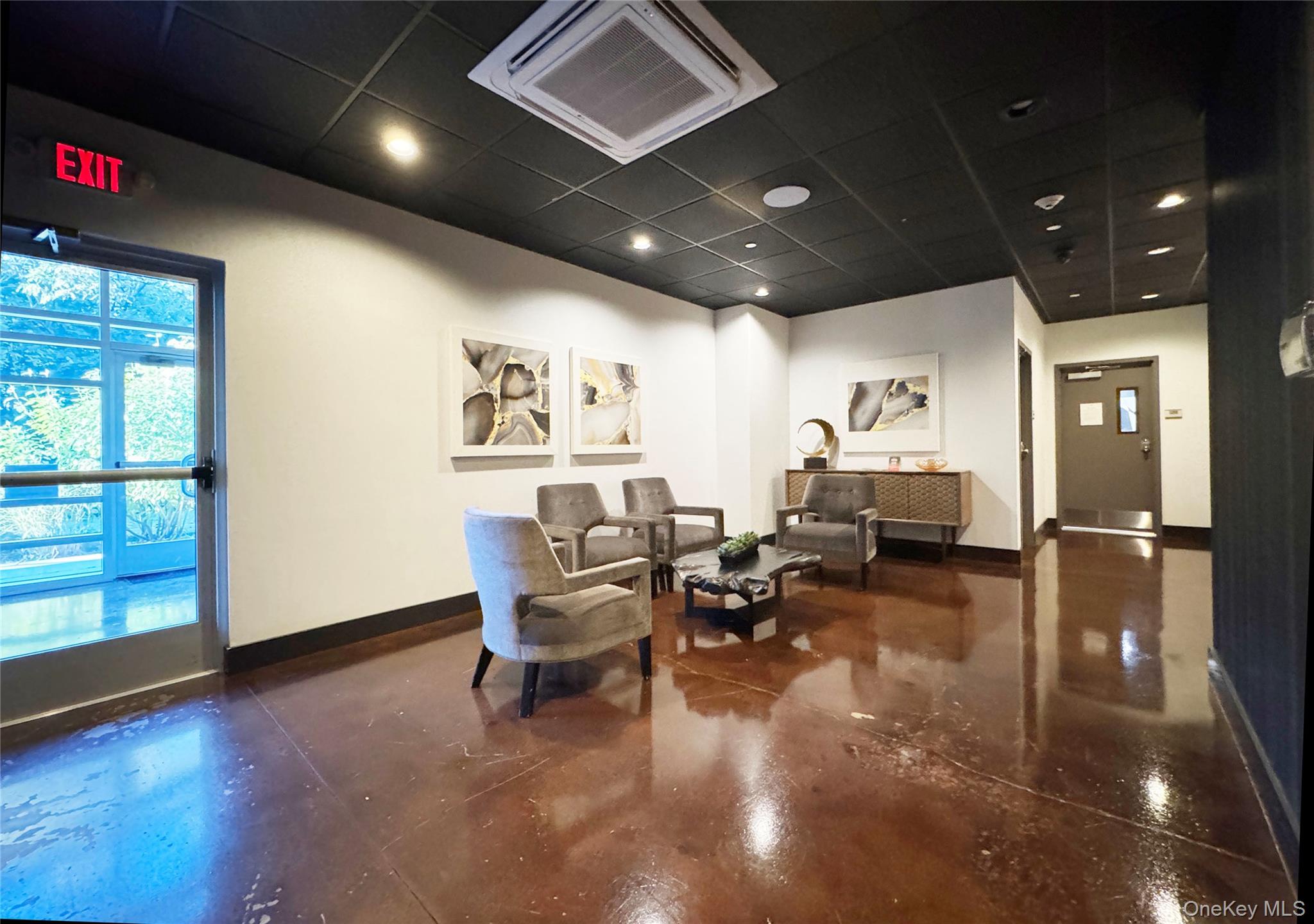 #14 photo, 30 Beekman Street, Beacon , NY 12508