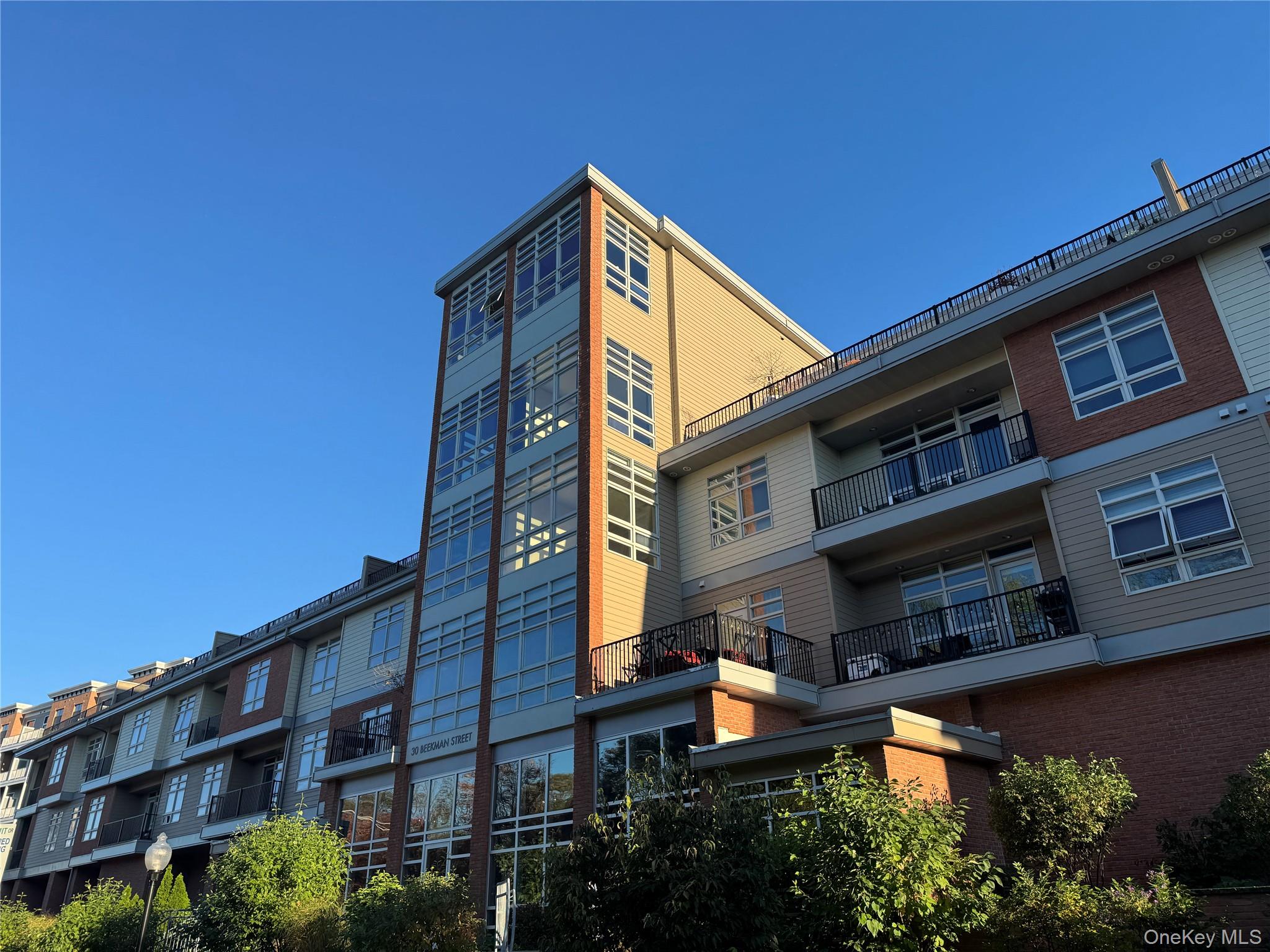 #3 photo, 30 Beekman Street, Beacon , NY 12508