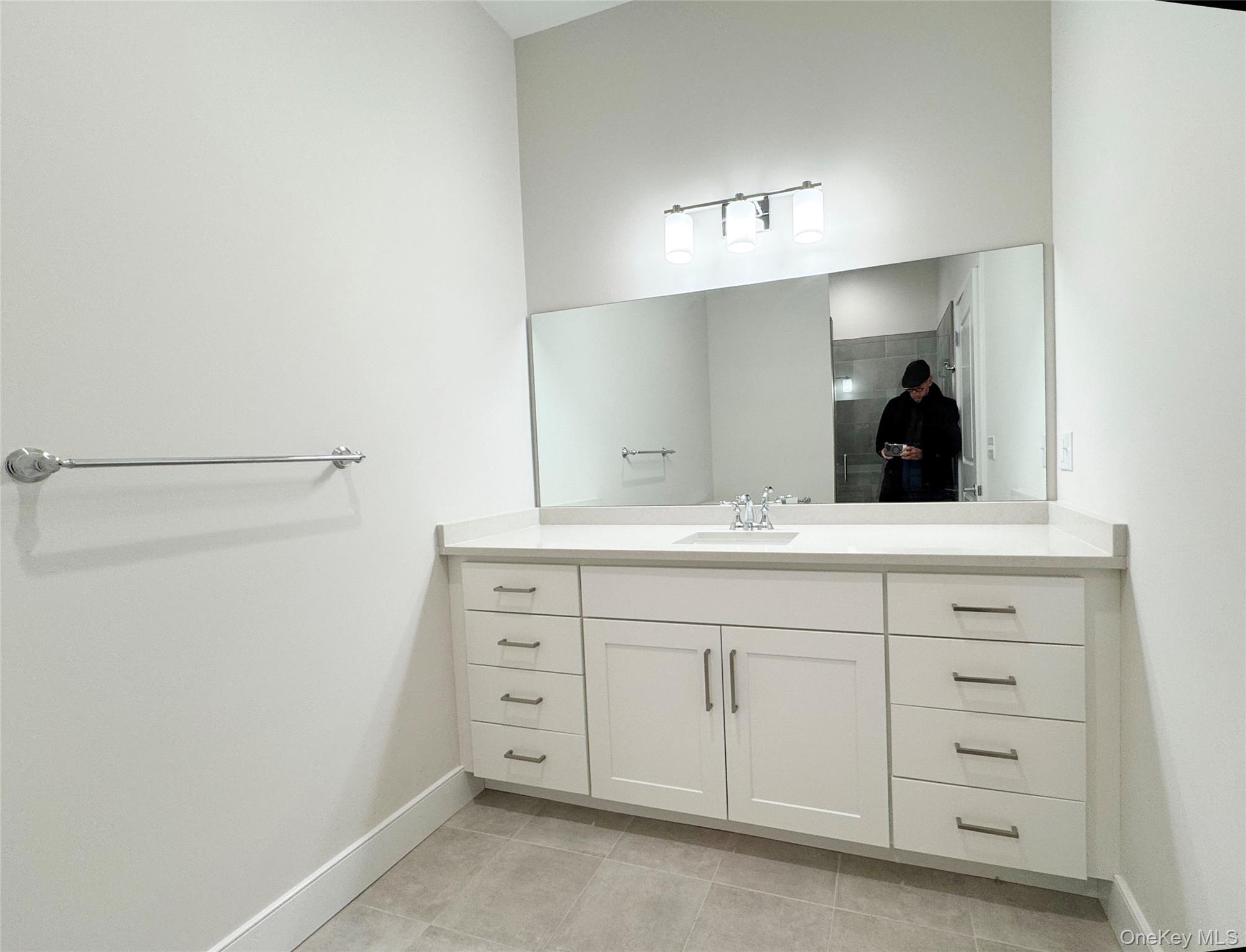 #7 photo, 30 Beekman Street, Beacon , NY 12508