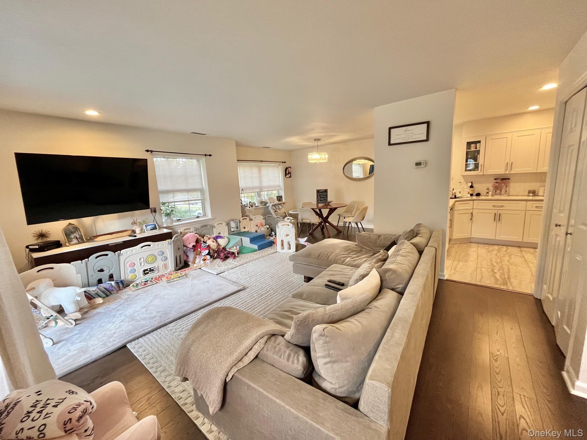 #7 photo, 599 Midland Avenue, Rye , NY 10580