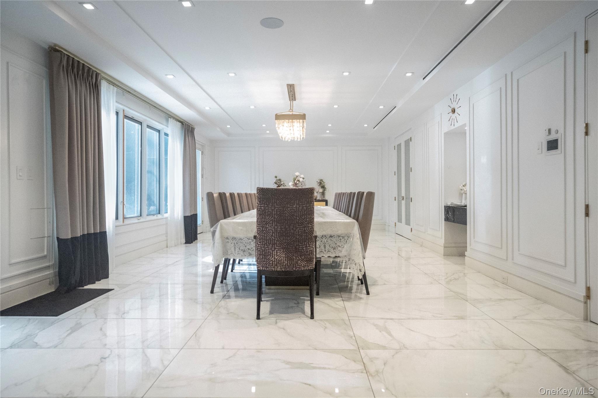 #4 photo, 570 Bedford Avenue, Brooklyn , NY 11249