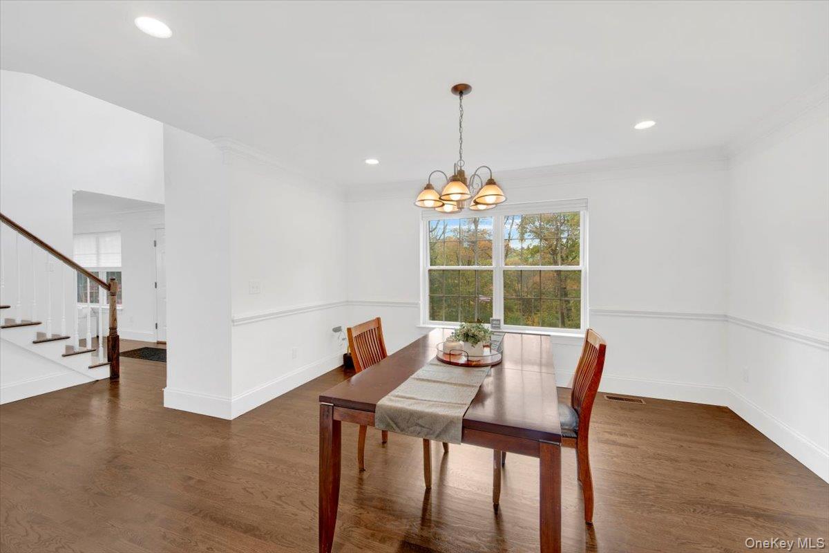 #16 photo, 46 Columbus Avenue, Valhalla , NY 10595