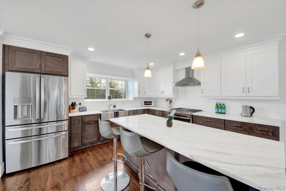 #4 photo, 46 Columbus Avenue, Valhalla , NY 10595