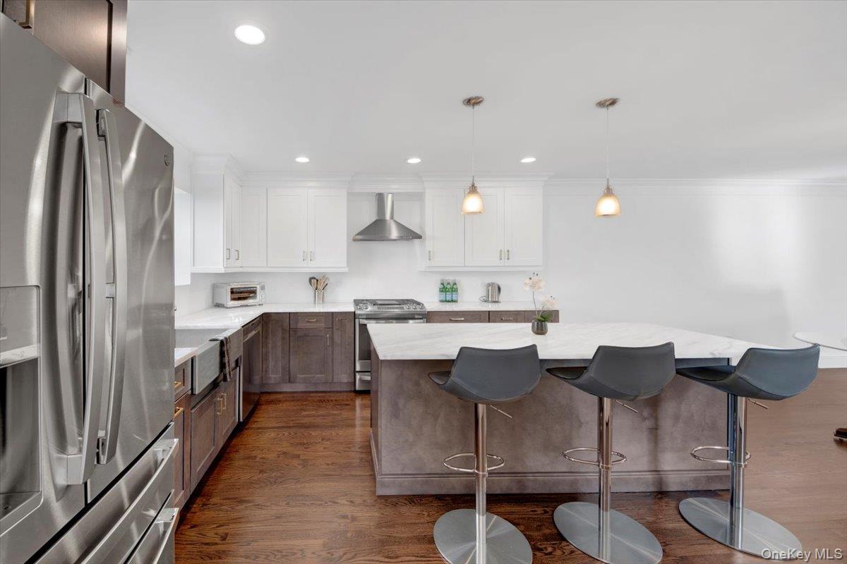 #7 photo, 46 Columbus Avenue, Valhalla , NY 10595