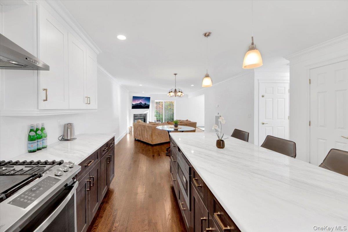 #8 photo, 46 Columbus Avenue, Valhalla , NY 10595