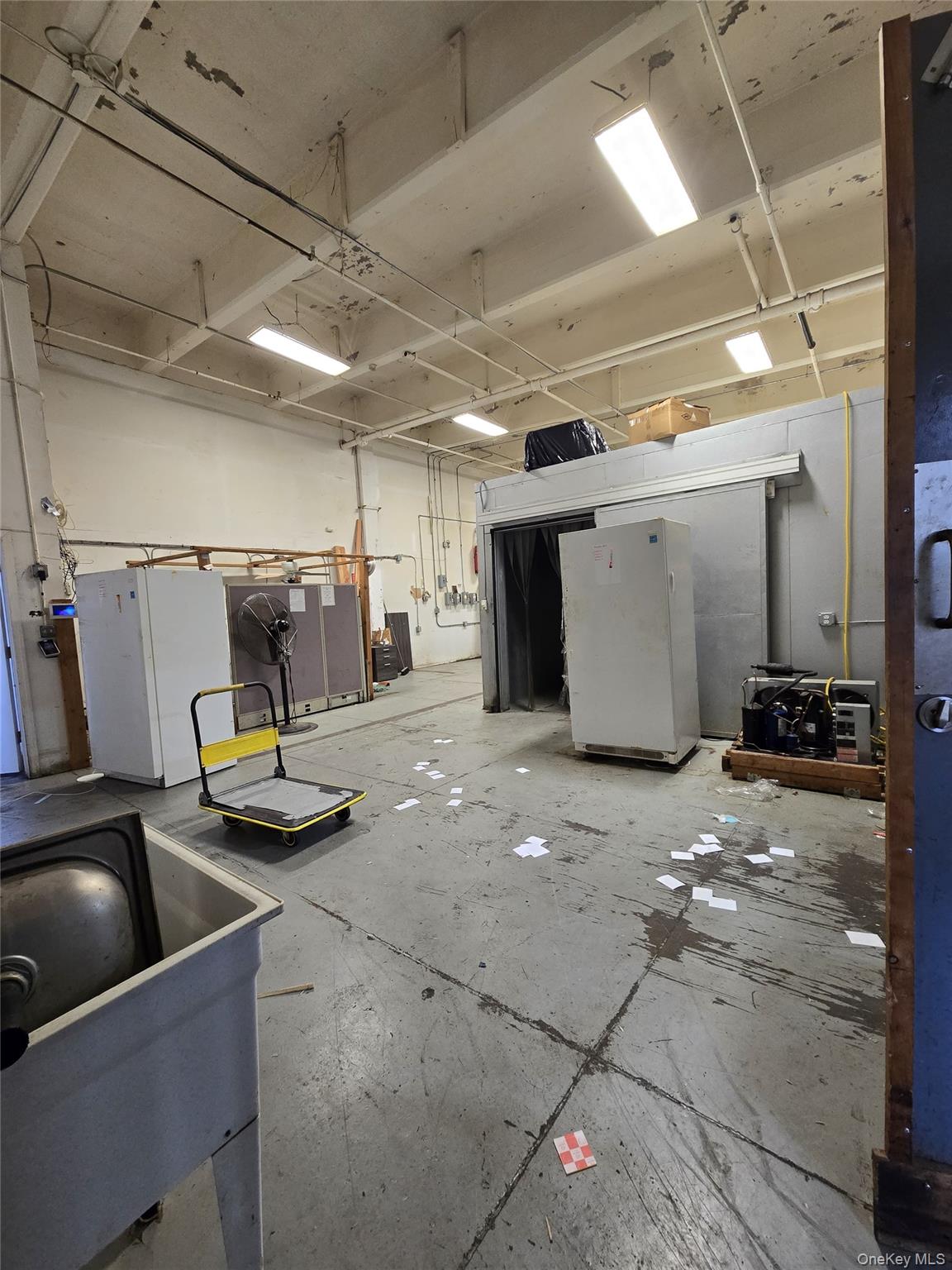 #19 photo, 143 W Route 59, Hillburn , NY 10931