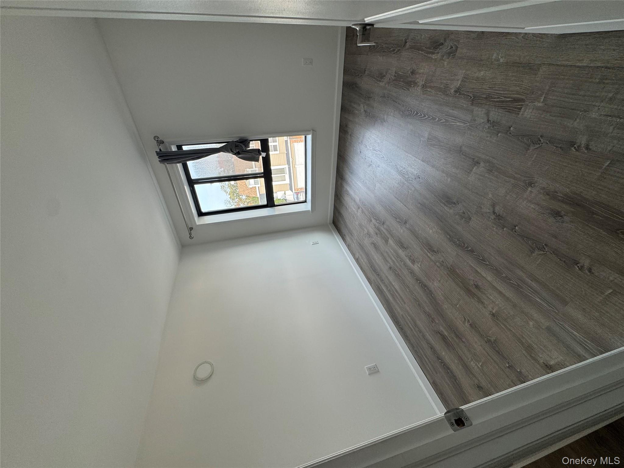 #4 photo, 214-10 15 Avenue, Bayside , NY 11360