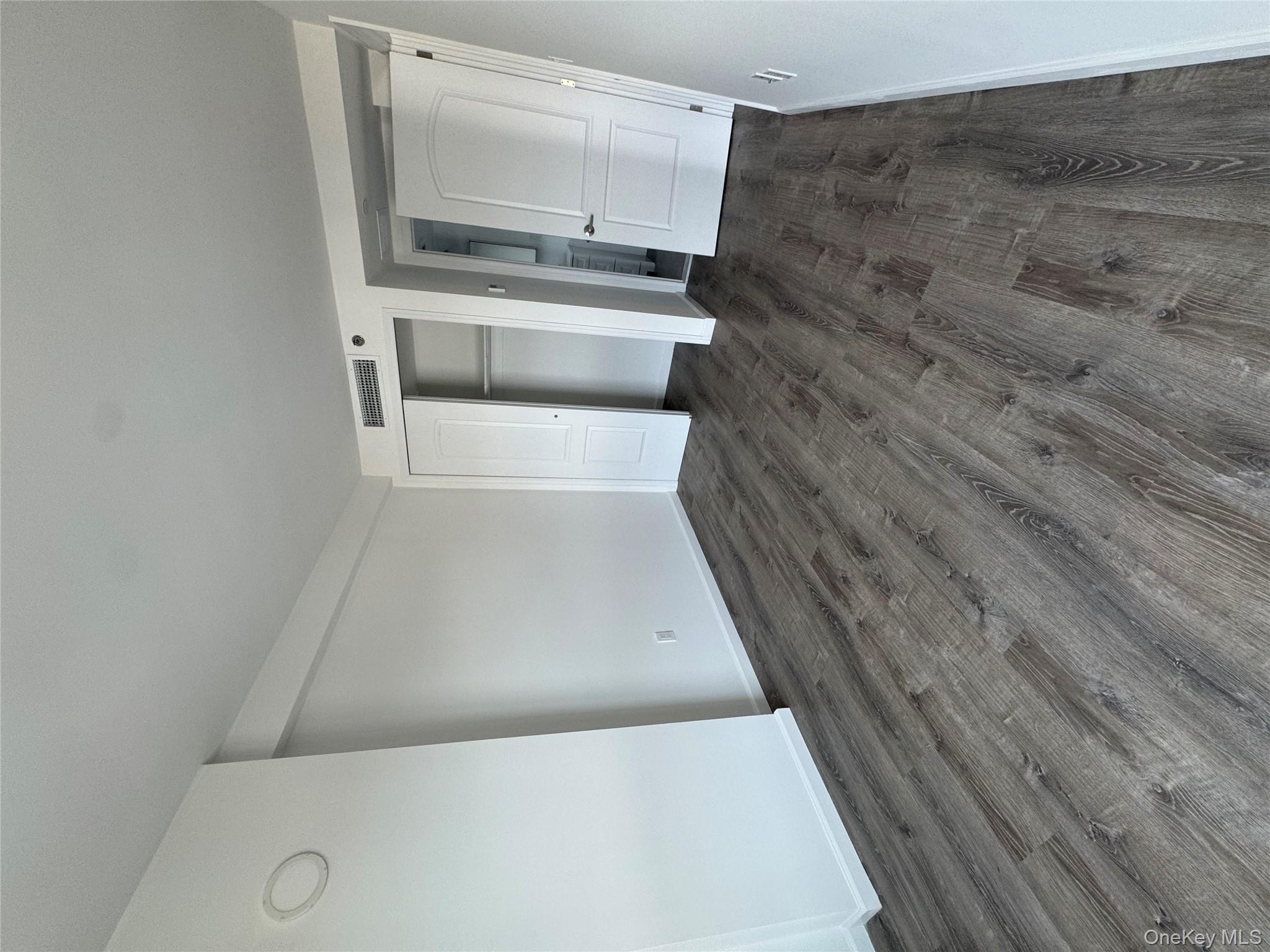 #6 photo, 214-10 15 Avenue, Bayside , NY 11360